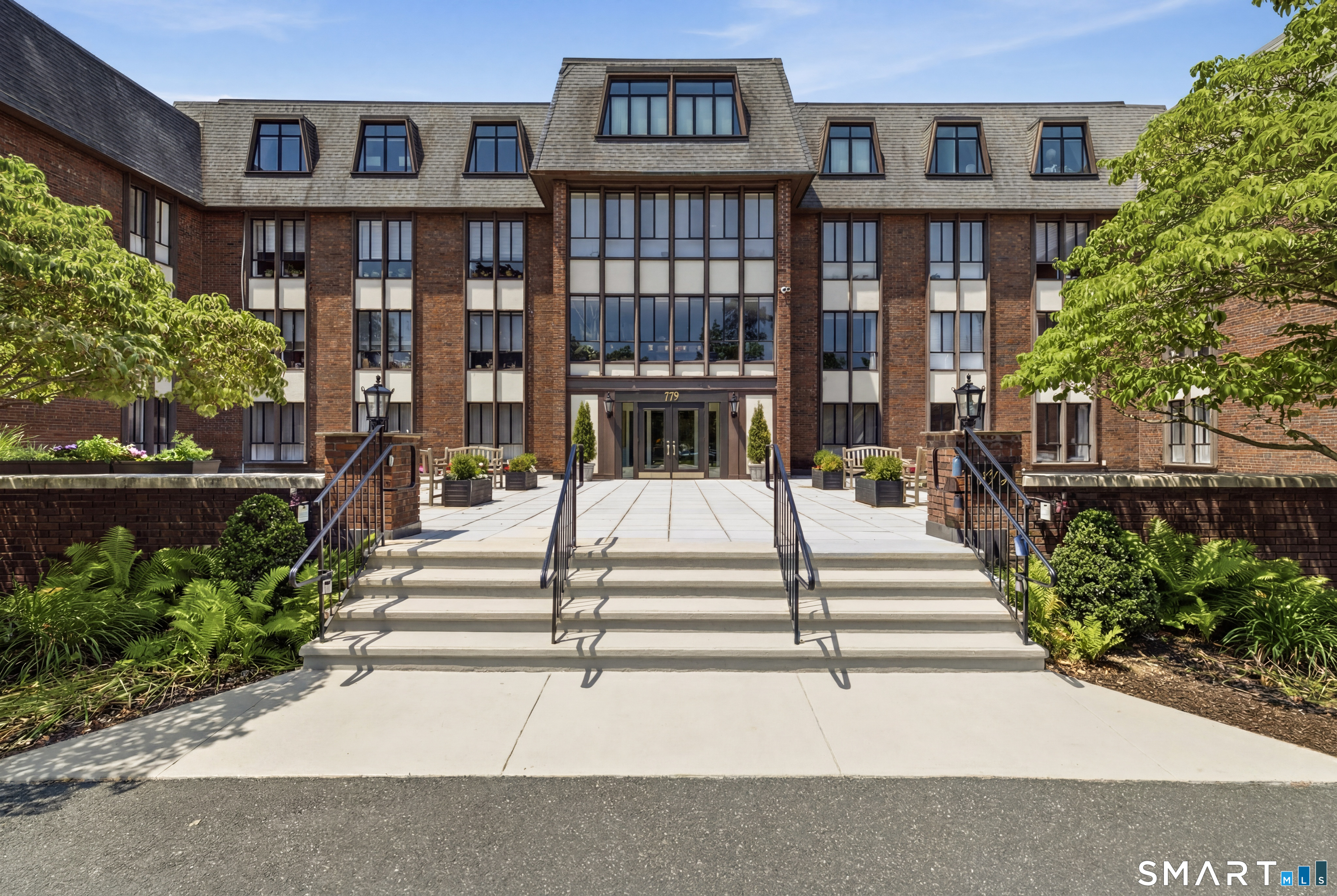 779 Prospect Avenue B-8