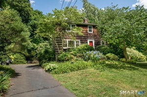 8 Oakledge Circle