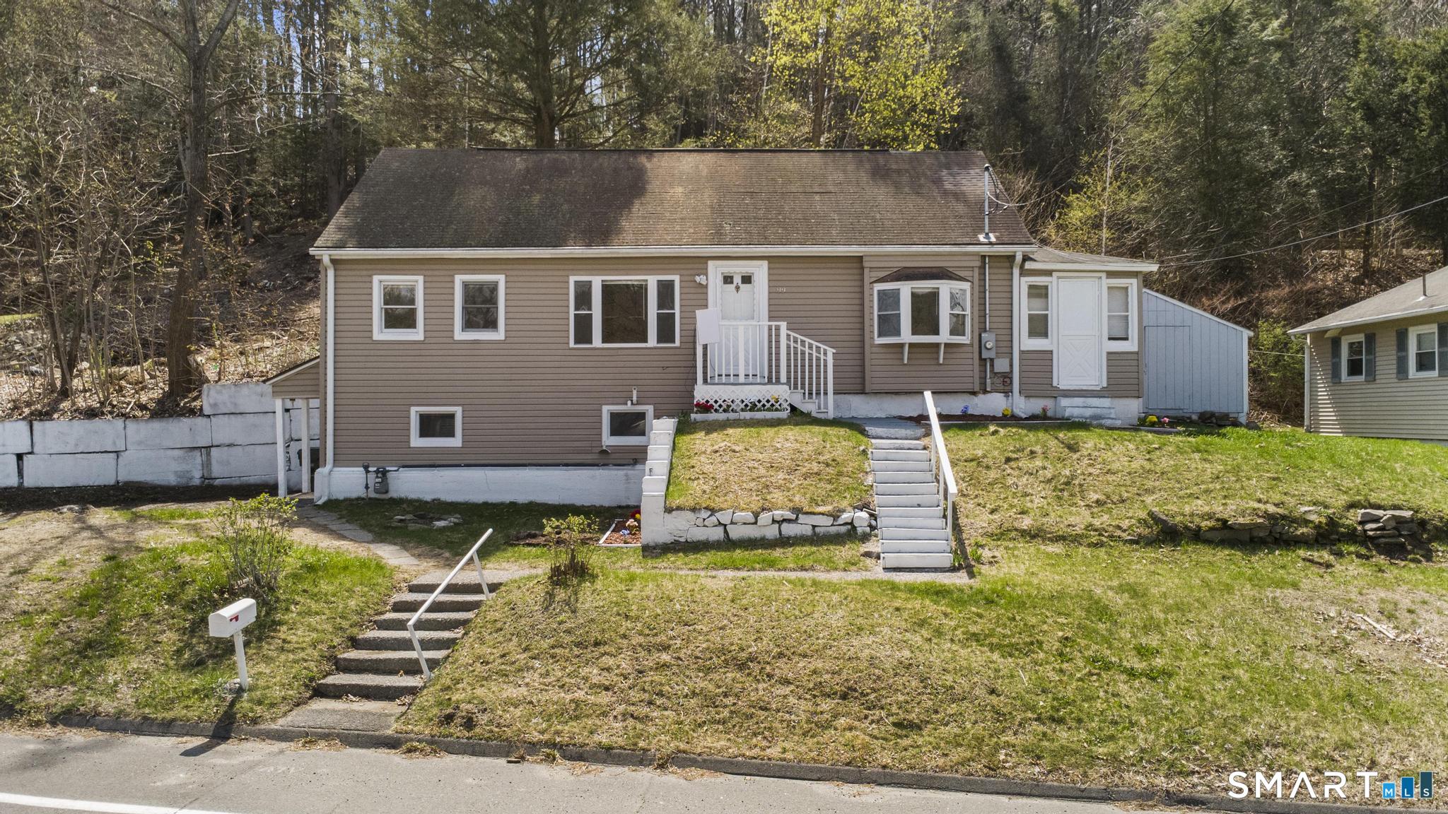 Homes for sale in Thomaston, CT | 99 Pine Hill Rd, Thomaston, CT 06787 | MLS# 24187917