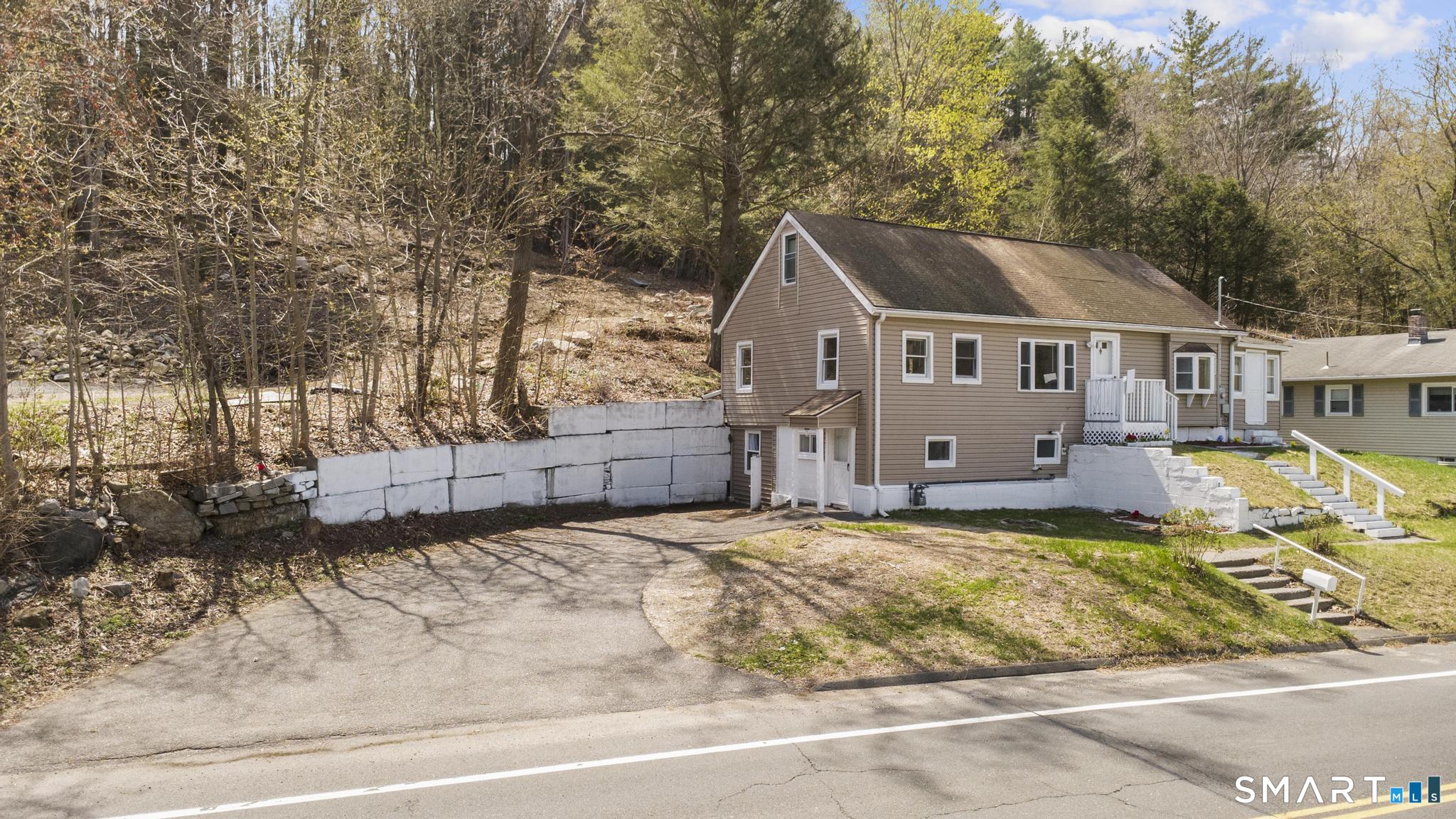 Homes for sale in Thomaston, CT | 99 Pine Hill Rd, Thomaston, CT 06787 | MLS# 24187917