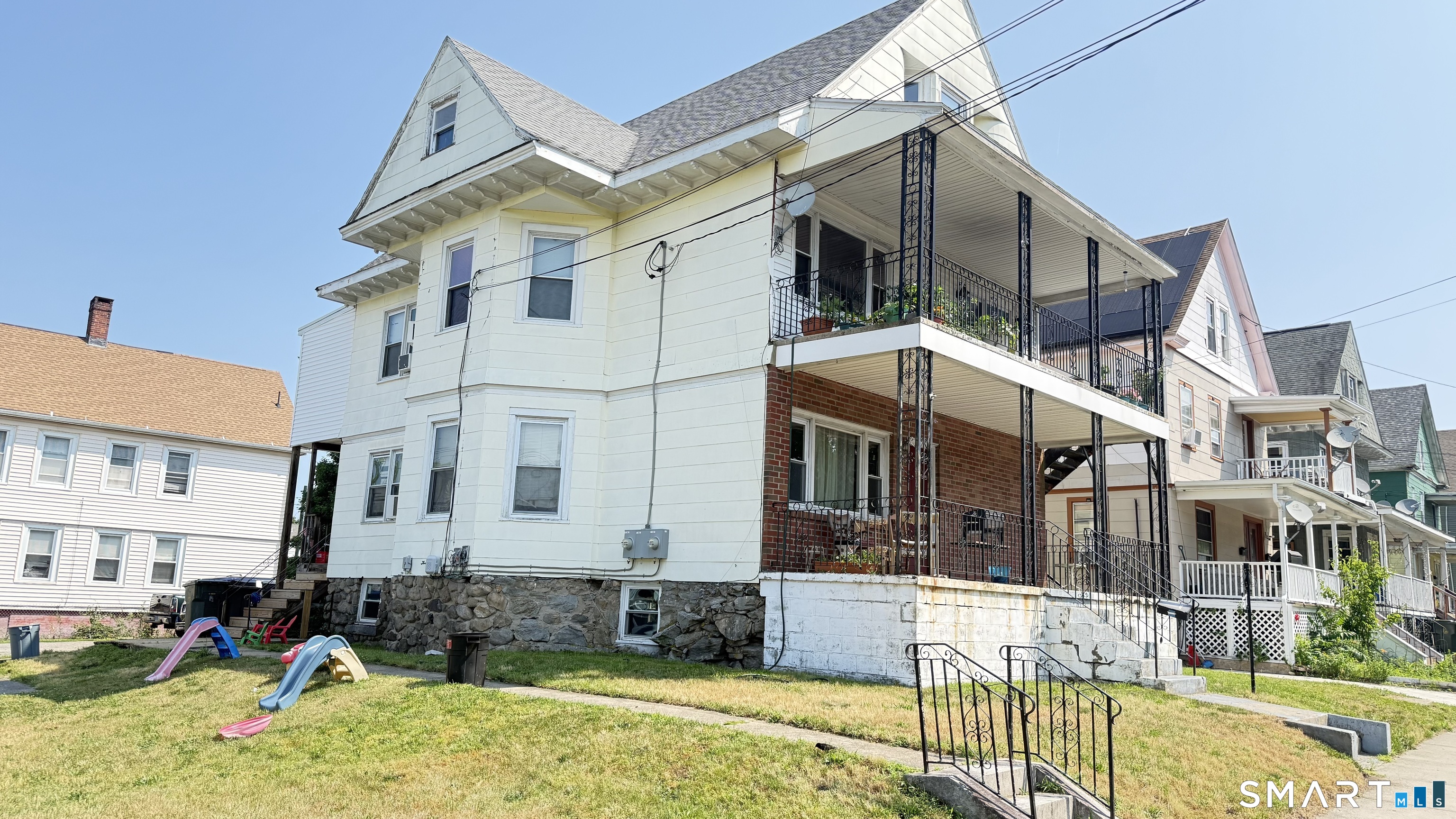 57 Garfield Avenue
