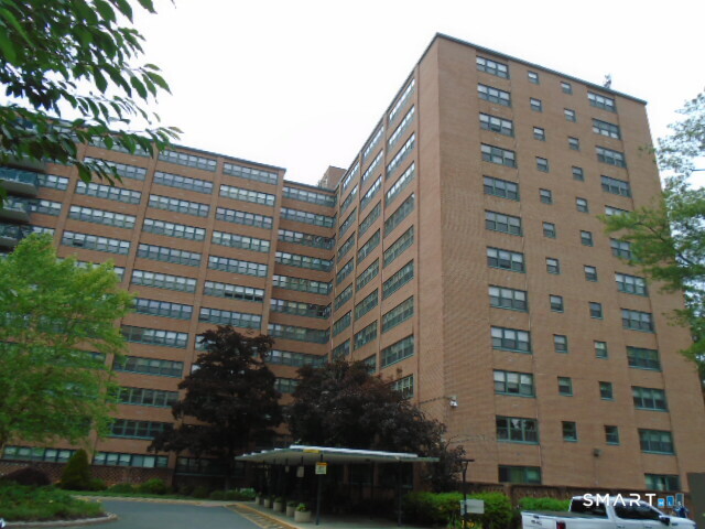 31 Woodland Street 9L