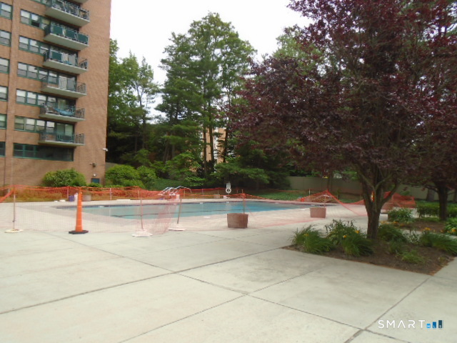 Homes for sale in Hartford, CT | 31 Woodland St #9L, Hartford, CT 06105 | MLS# 24188586