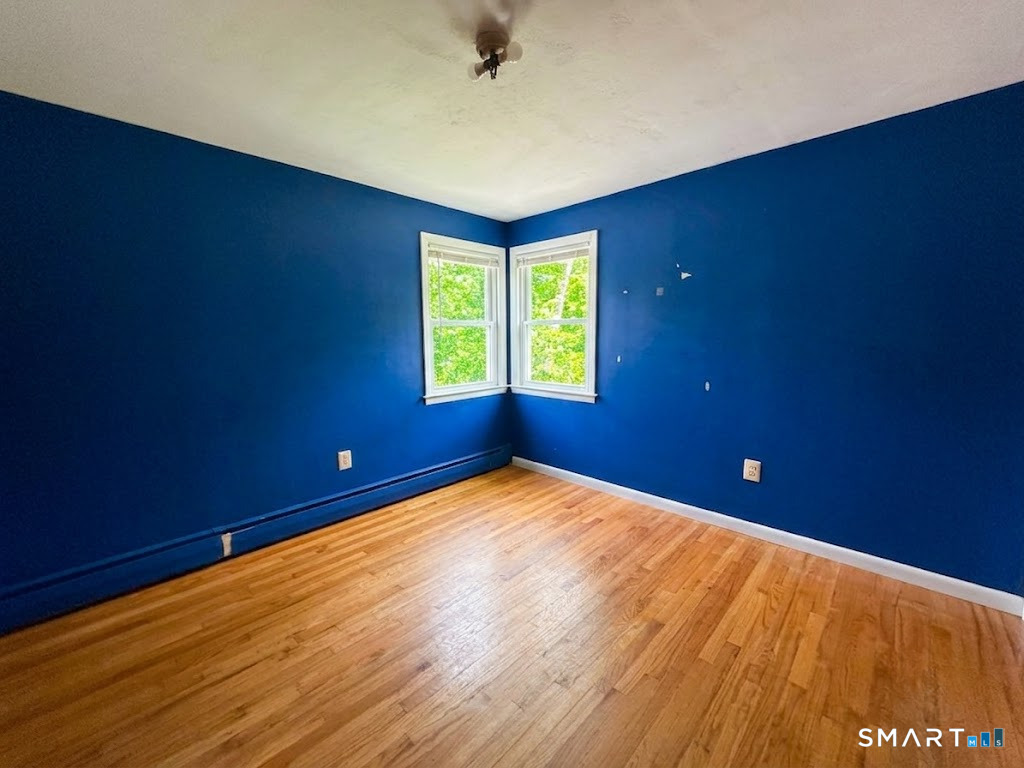 12 Arbutus Street photo 6