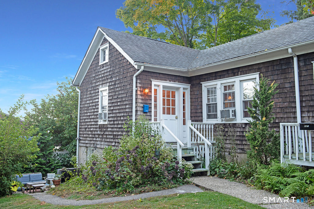 40 Seminary Street