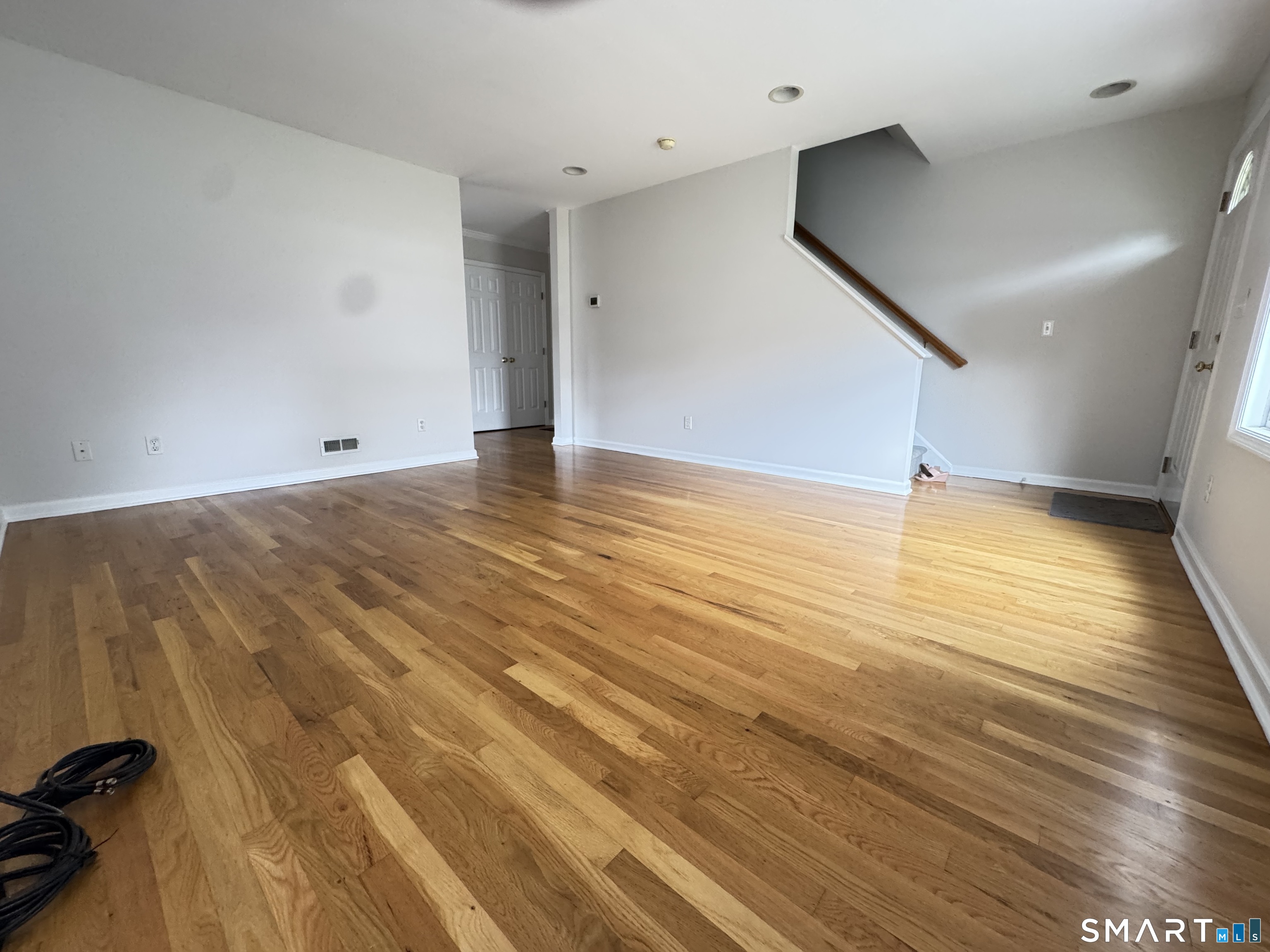 17 Glenwood Avenue, Norwalk, Connecticut photo 2