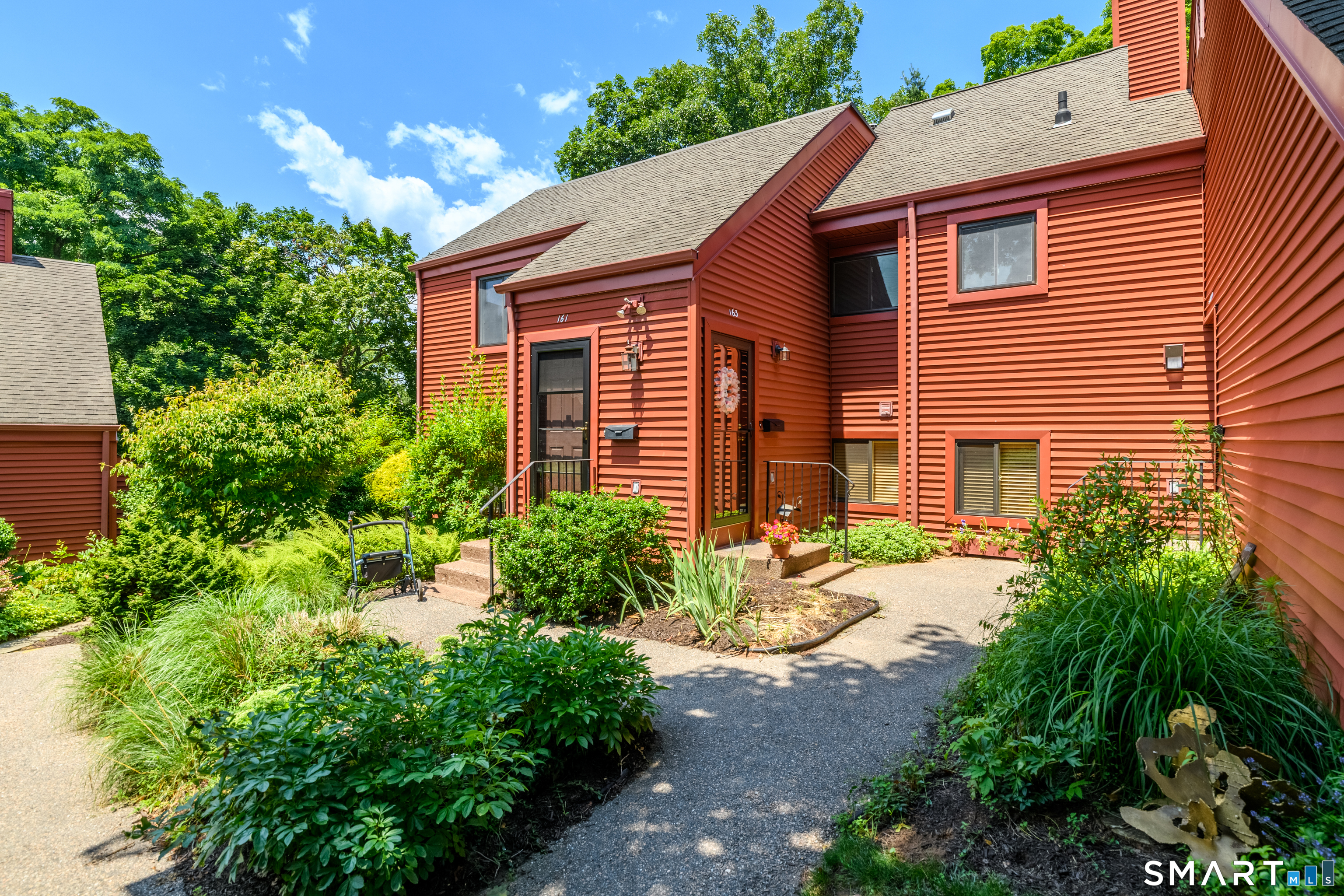 163 Hollister Way 163