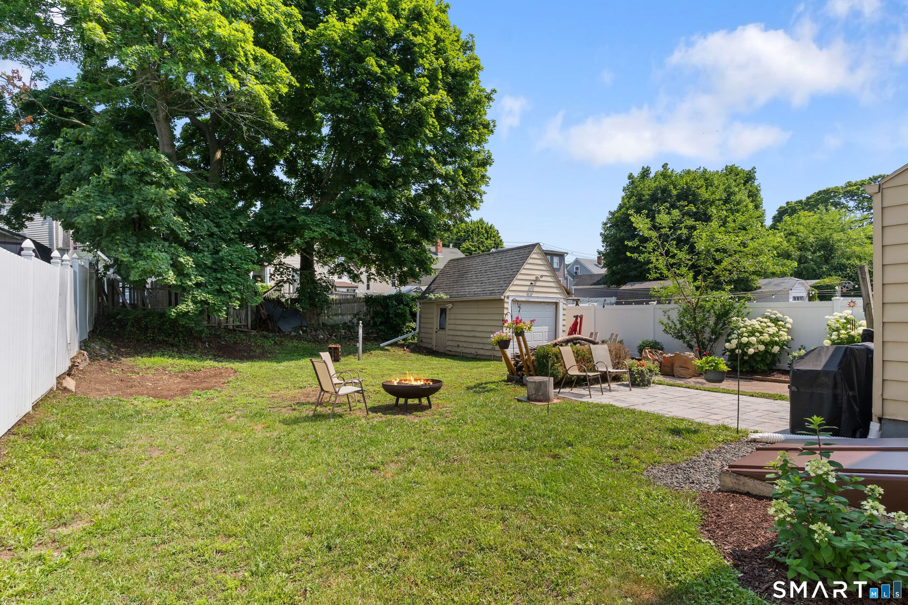 Homes for sale in East Haven, CT | 47 Tuttle Pl, East Haven, CT 06512 | MLS# 24185467