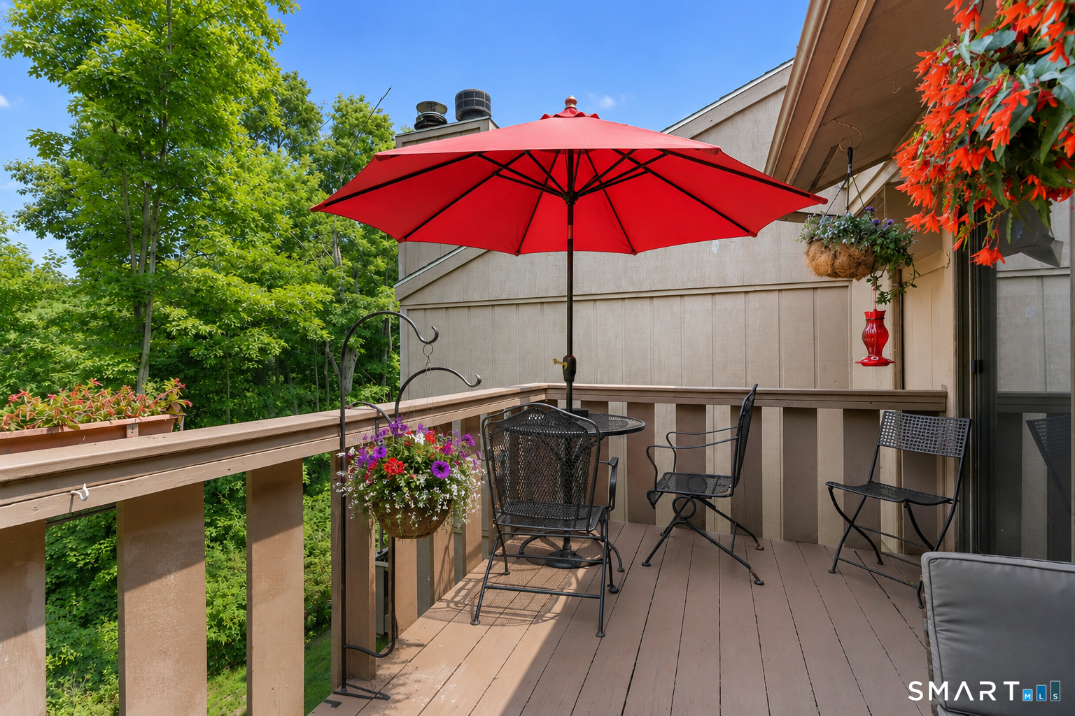 Homes for sale in Guilford, CT | 20 Granite Rd #20, Guilford, CT 06437 | MLS# 24185438
