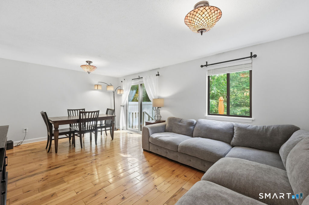 44 Conestoga Way 44