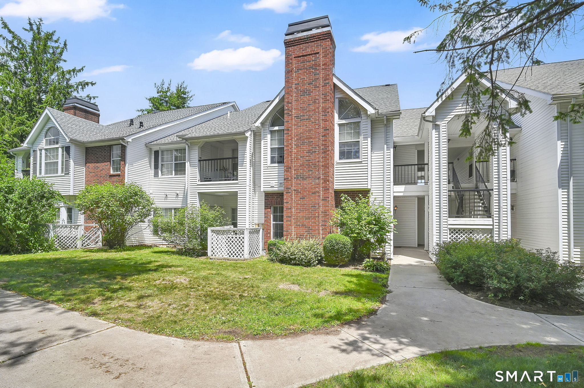 Homes for sale in East Hartford, CT | 31 High St #8104, East Hartford, CT 06118 | MLS# 24187208