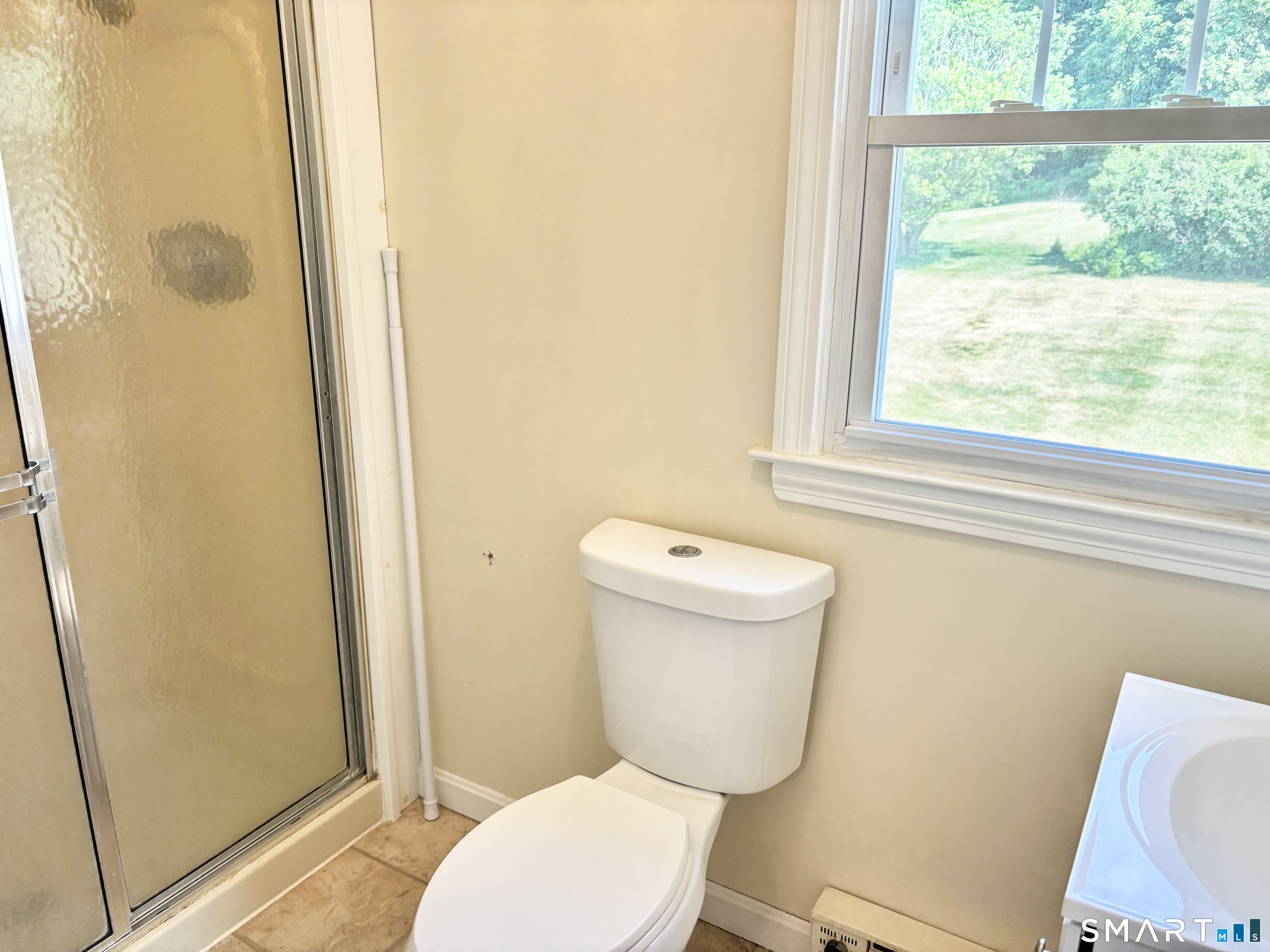 Homes for sale in Manchester, CT | 1693 Tolland Turnpike, Manchester, CT 06042 | MLS# 24187812
