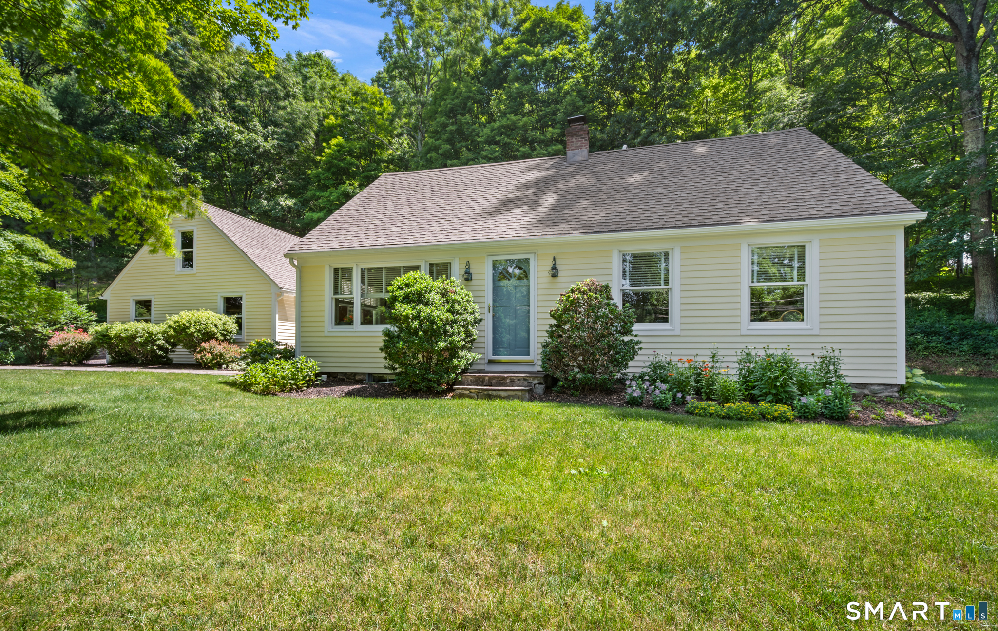 Homes for sale in Woodbury, CT | 206 Minortown Rd, Woodbury, CT 06798 | MLS# 24185429