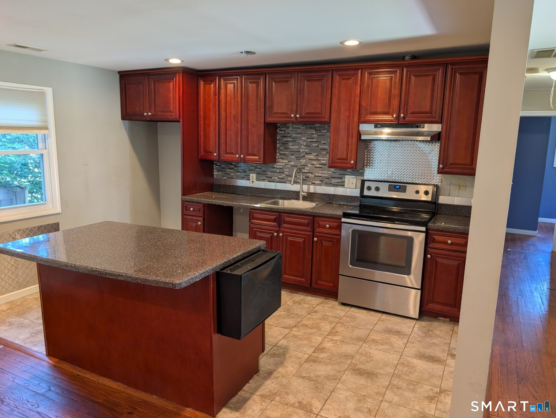 18 Country Club Road, Norwalk, Connecticut photo 4