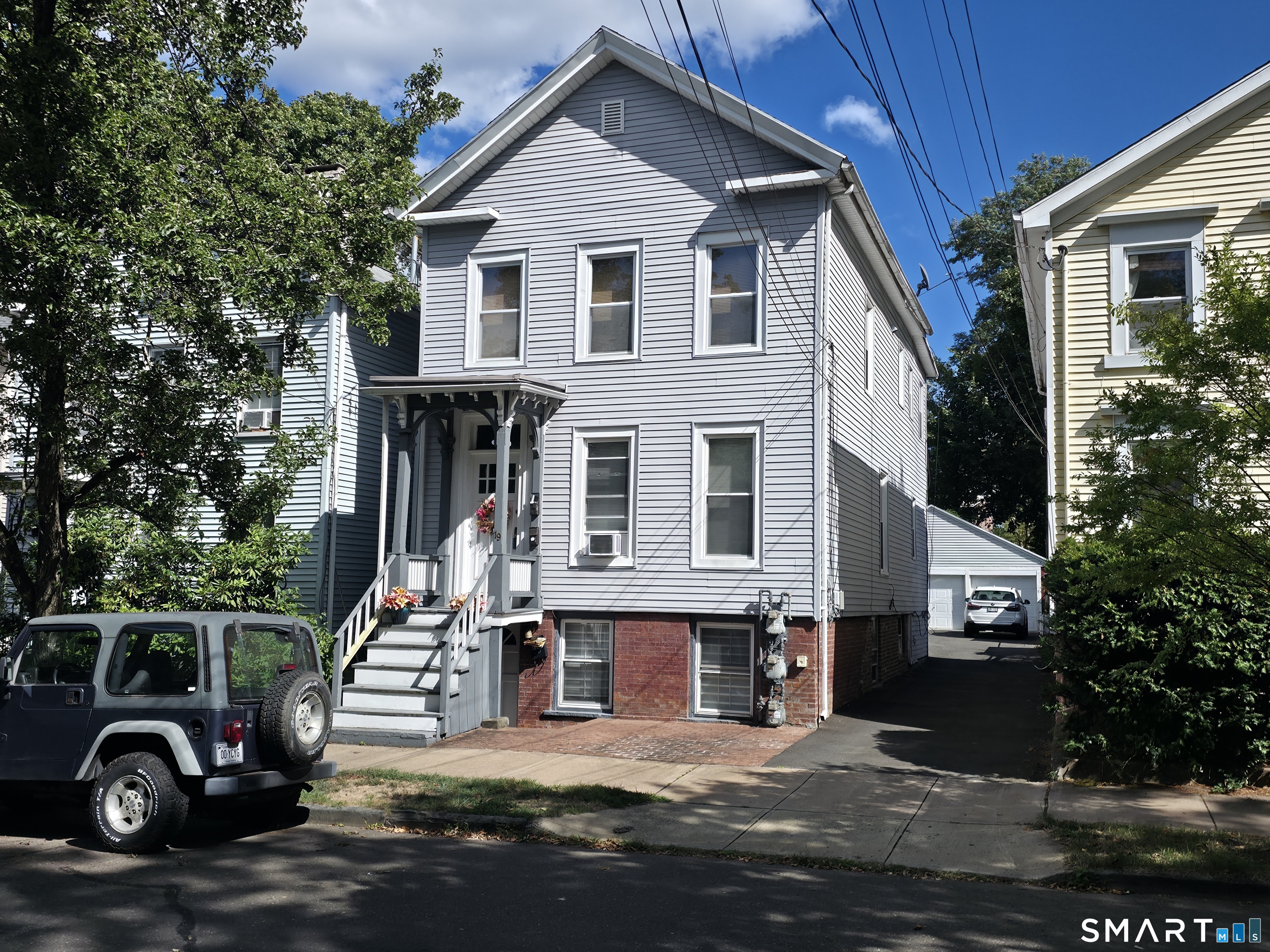 19 Nicoll Street Lower Level