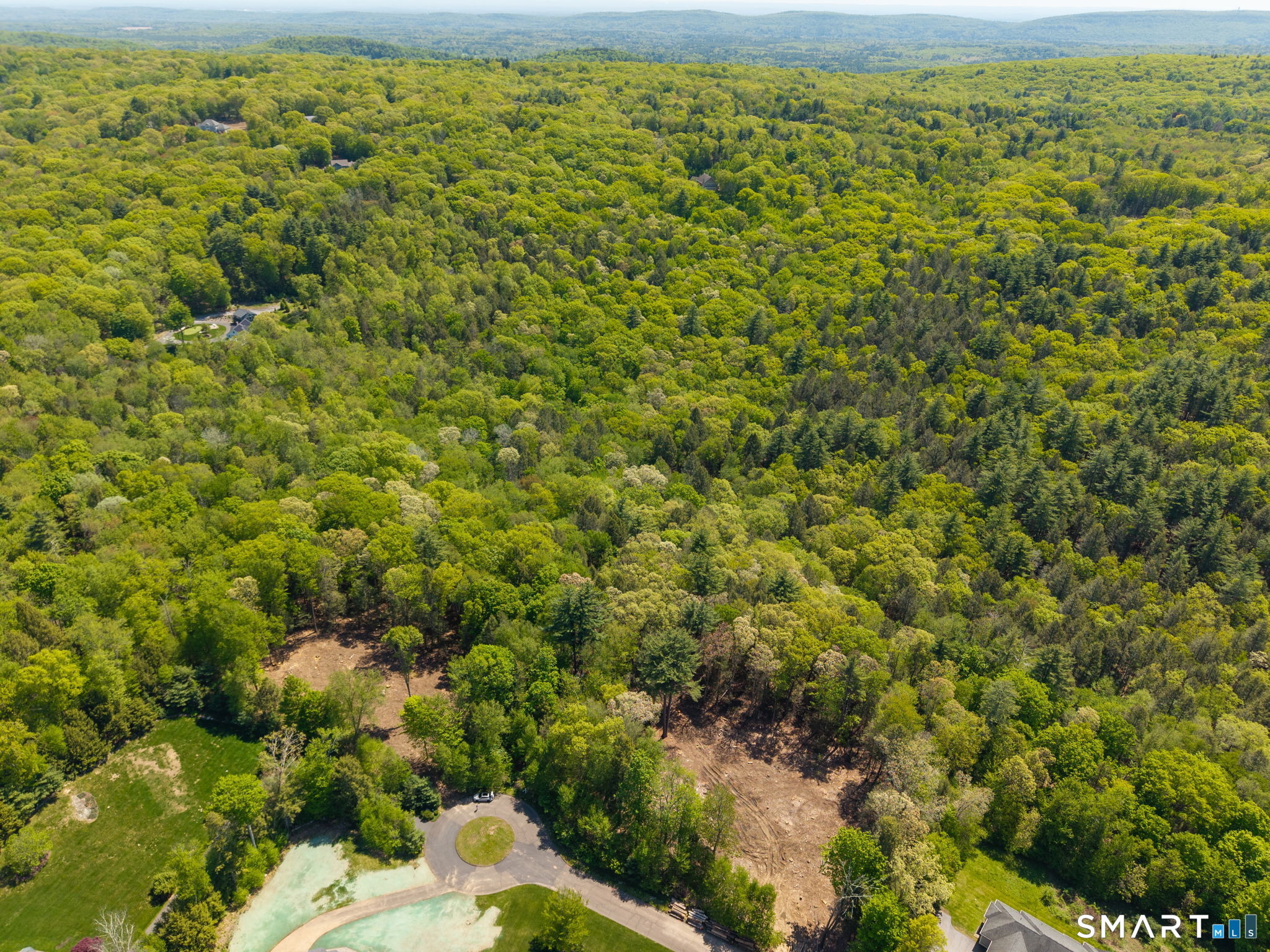 Homes for sale in Canton, CT | 16 Bel Aire Ln, Canton, CT 06019 | MLS# 24186769