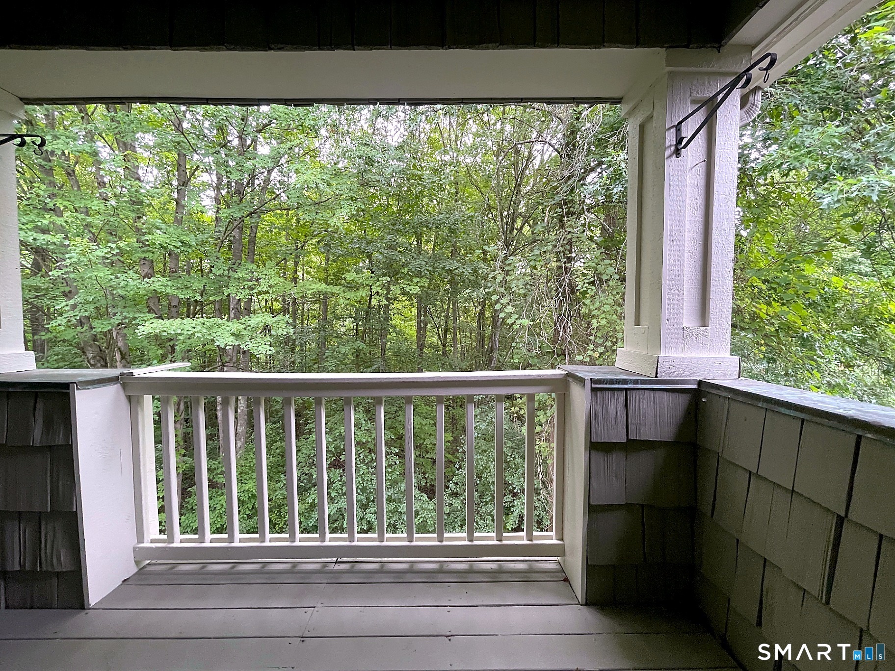 Homes for sale in West Hartford, CT | 14 Harwich Ln #14, West Hartford, CT 06117 | MLS# 24185377