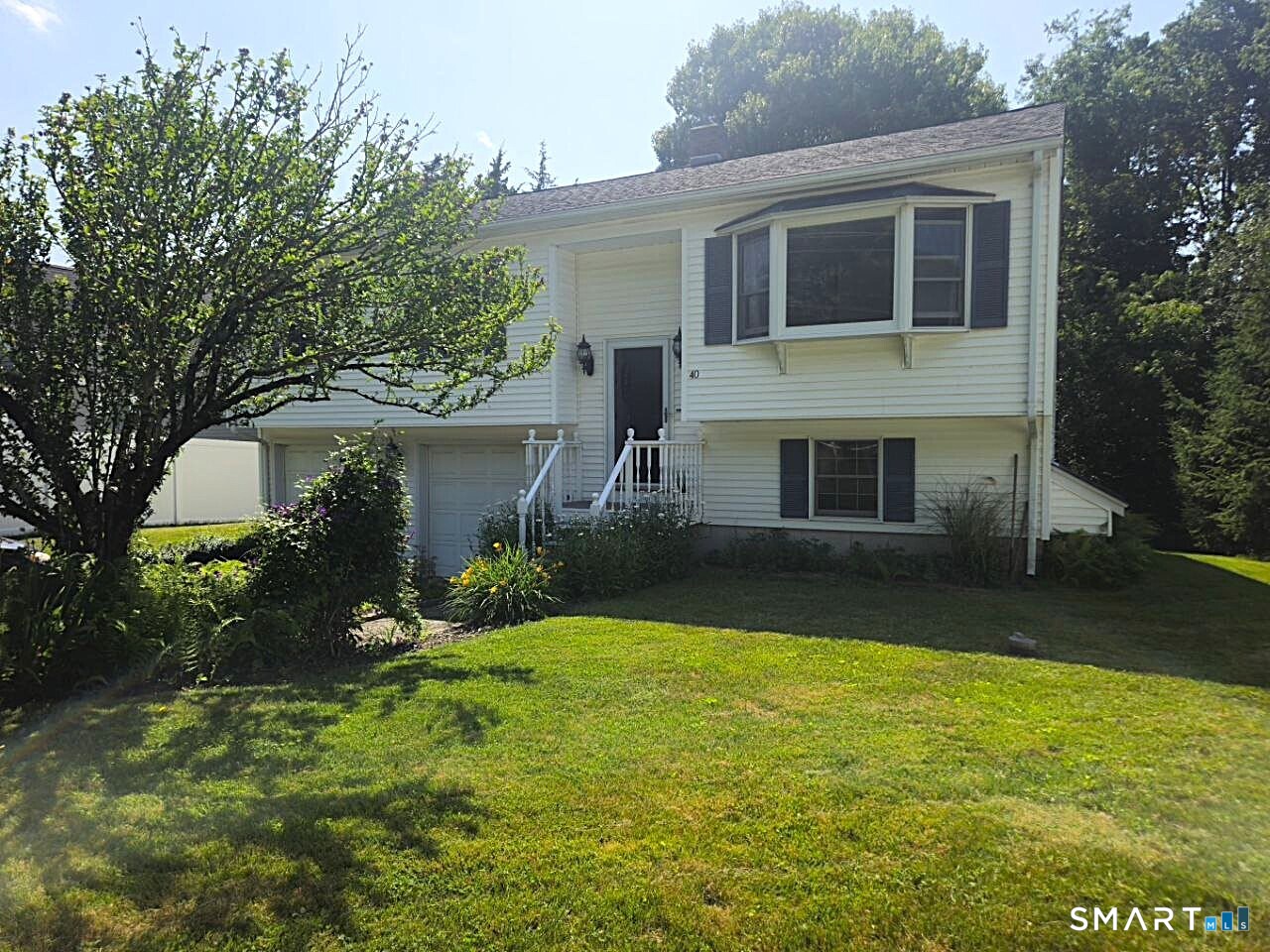 Homes for sale in Plymouth, CT | 40 Old Waterbury Rd, Plymouth, CT 06786 | MLS# 24188063