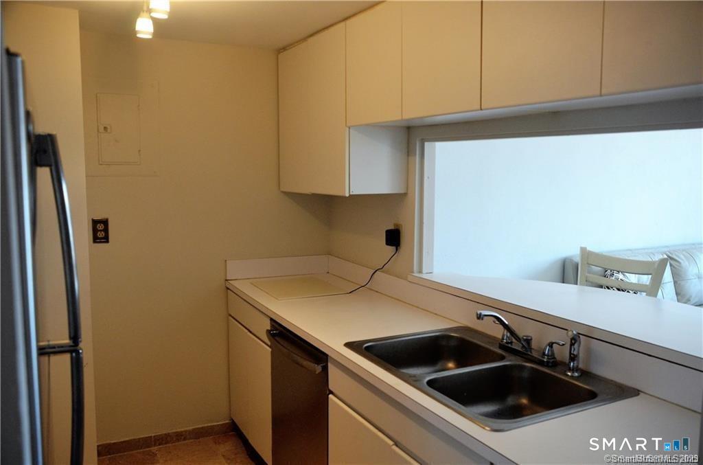 127 Greyrock Place, Stamford, Connecticut photo 3