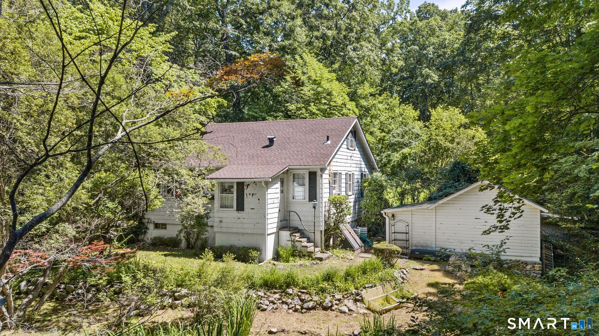 158 Spring Water Lane, New Canaan, Connecticut photo 4