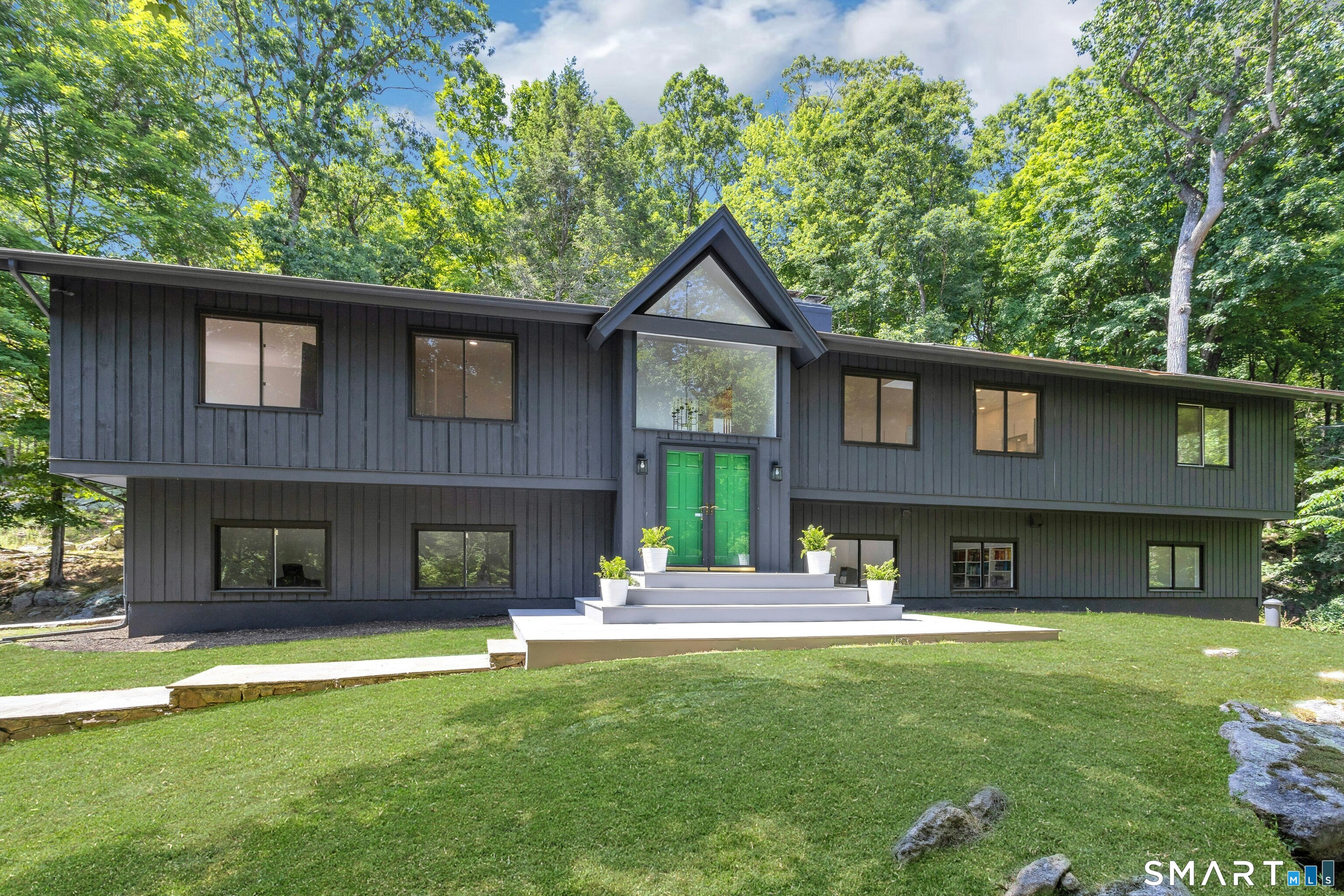 26 Hill Farm Road photo 33