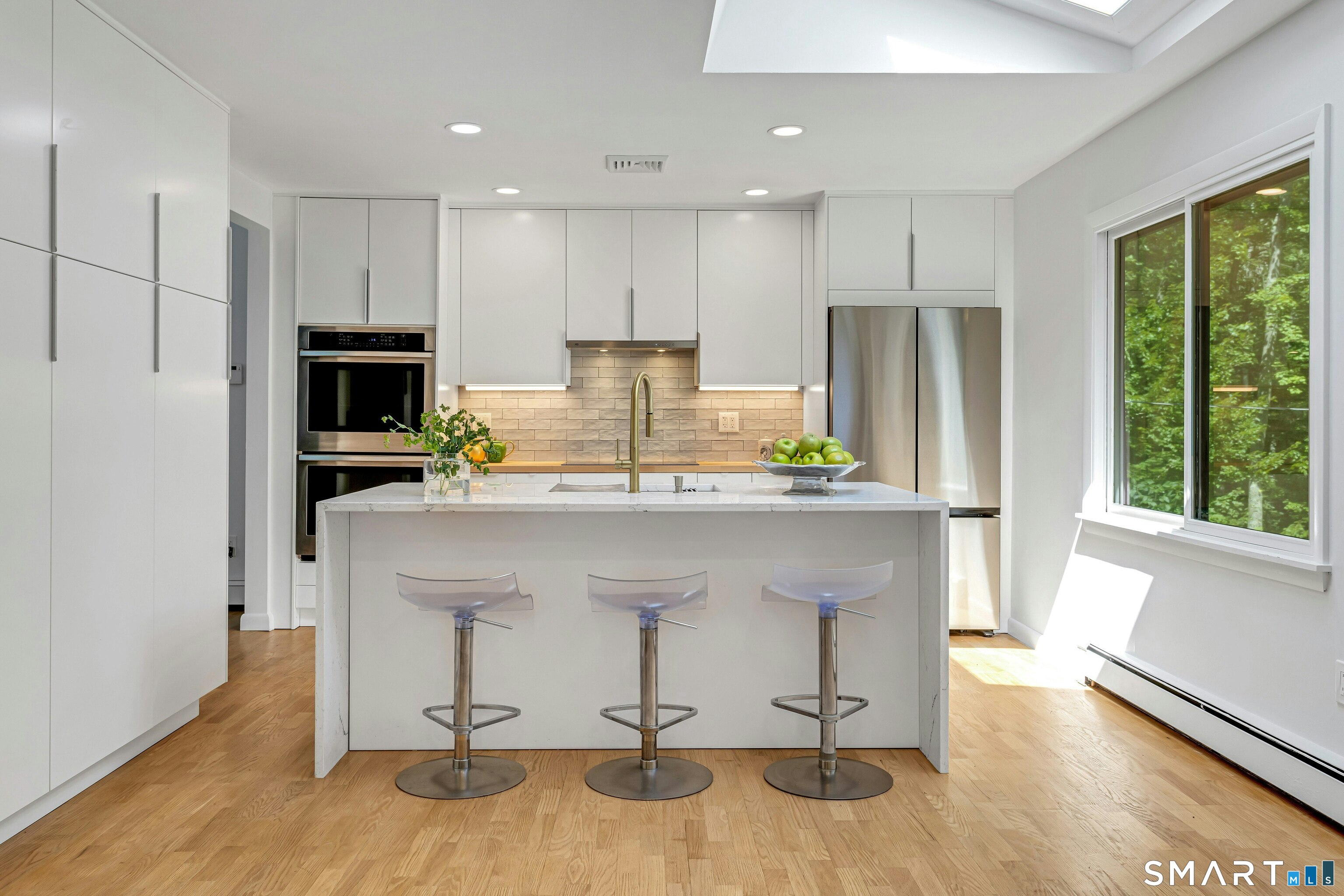 26 Hill Farm Road photo 5