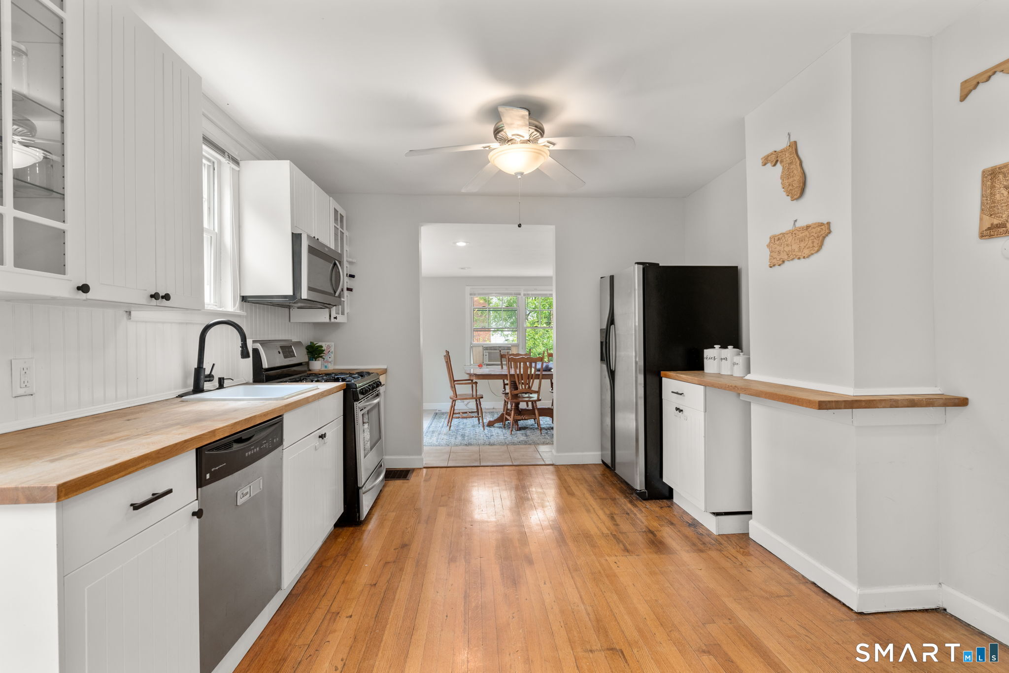 Homes for sale in Manchester, CT | 264 Charter Oak St, Manchester, CT 06040 | MLS# 24189294