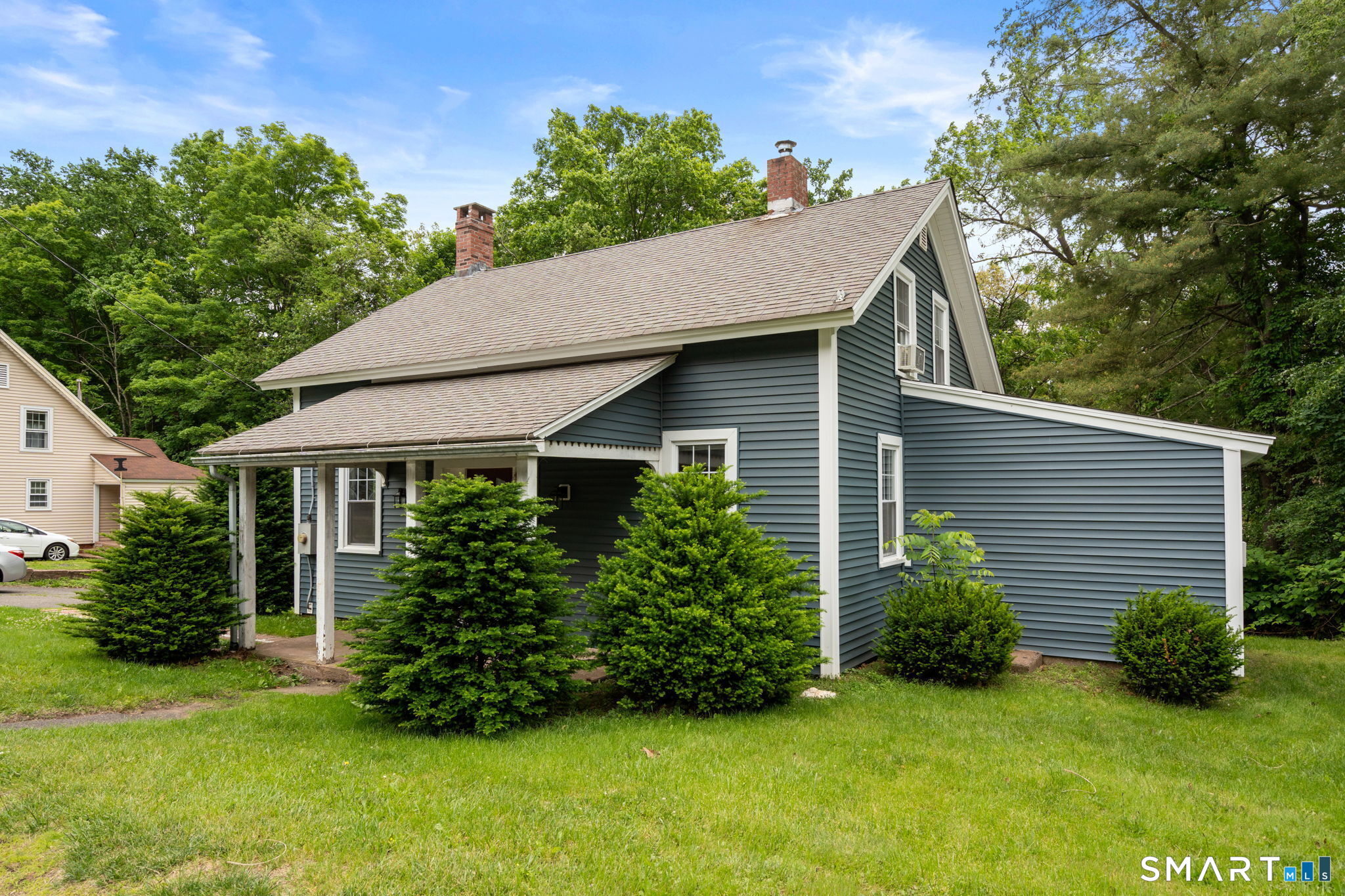Homes for sale in Manchester, CT | 264 Charter Oak St, Manchester, CT 06040 | MLS# 24189294