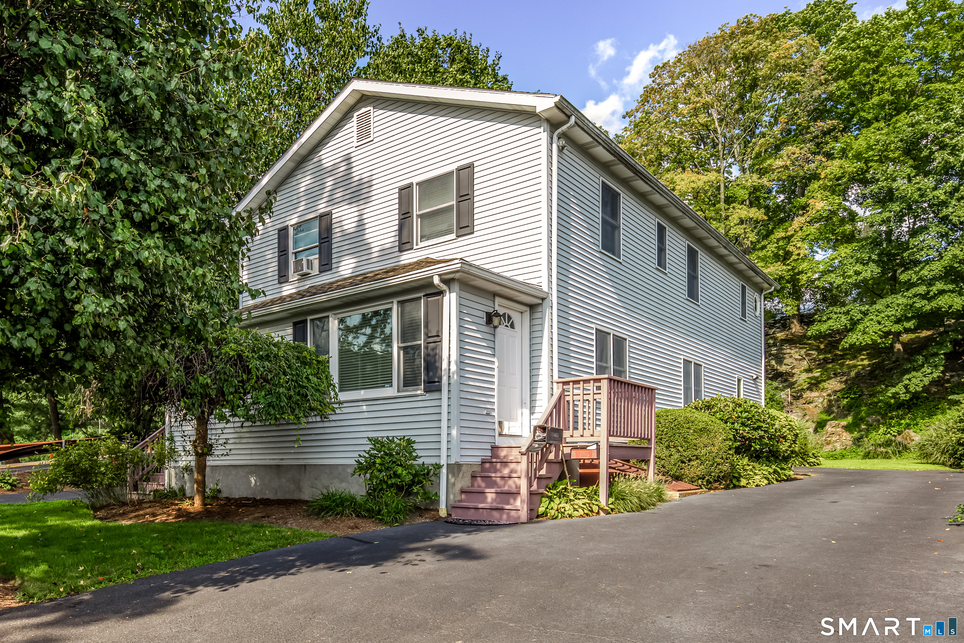 33 Green Lane Unit: 1