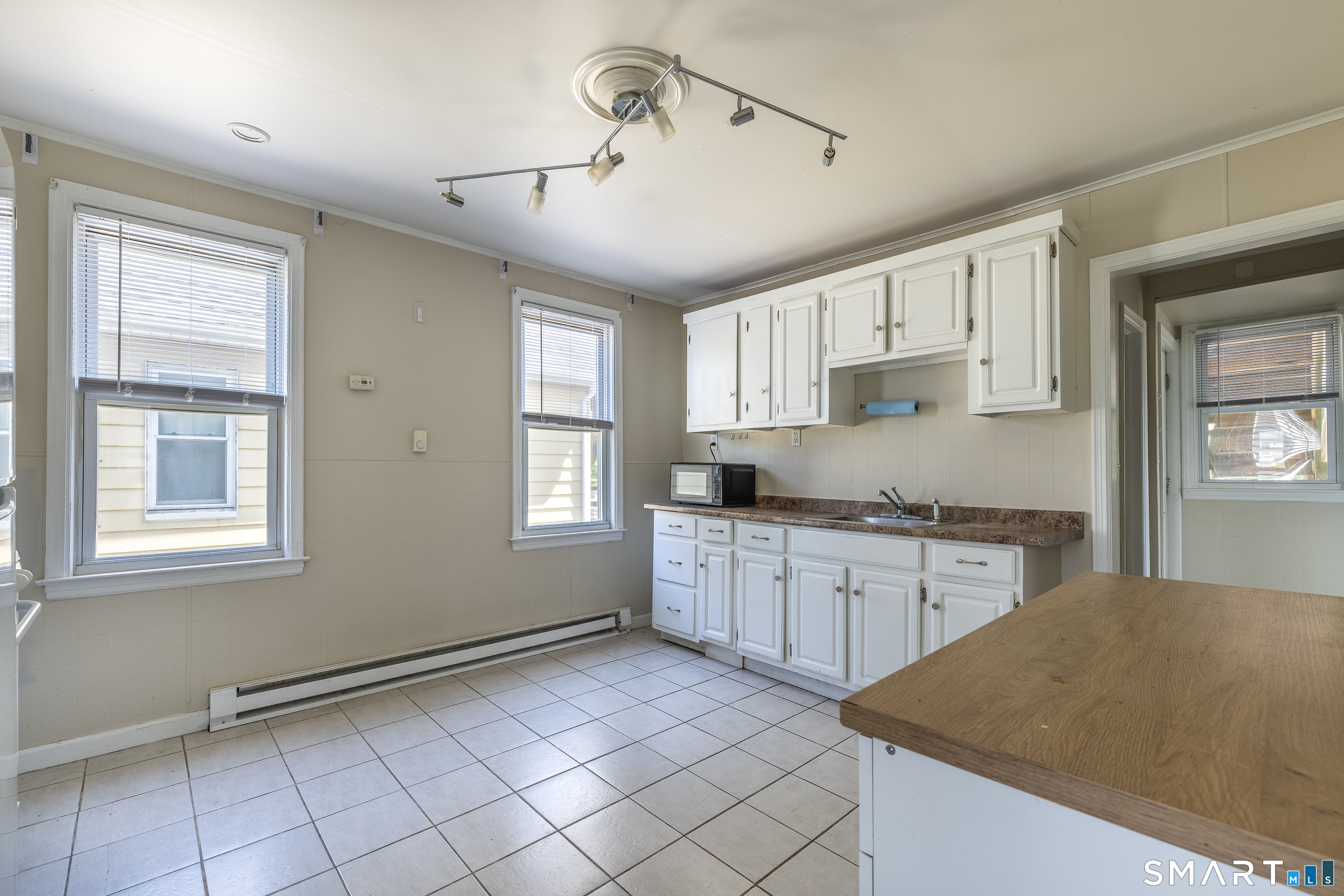 793 Brewster Street 2nd Floor