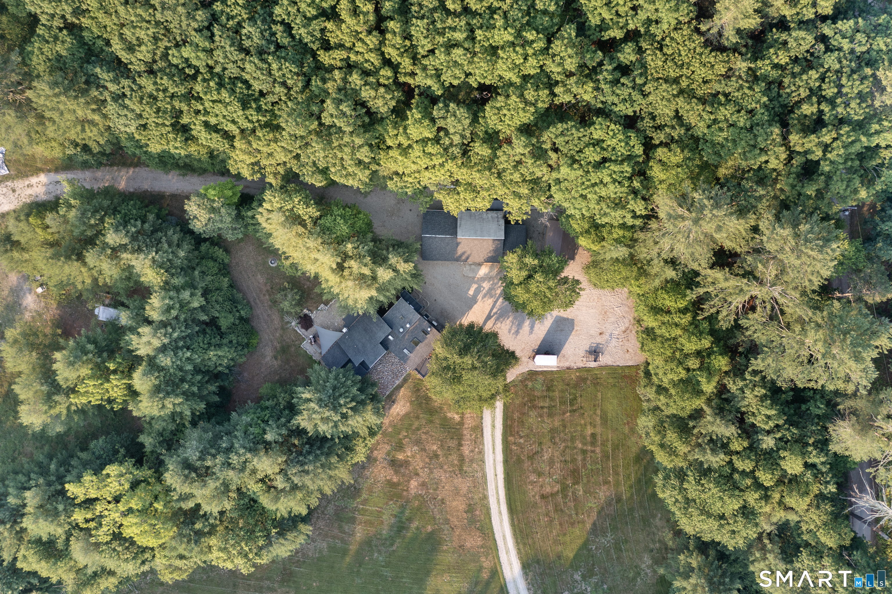 3rd image of 564 Hubbard Rd, Danielson, CT 06239 | MLS# 24189396