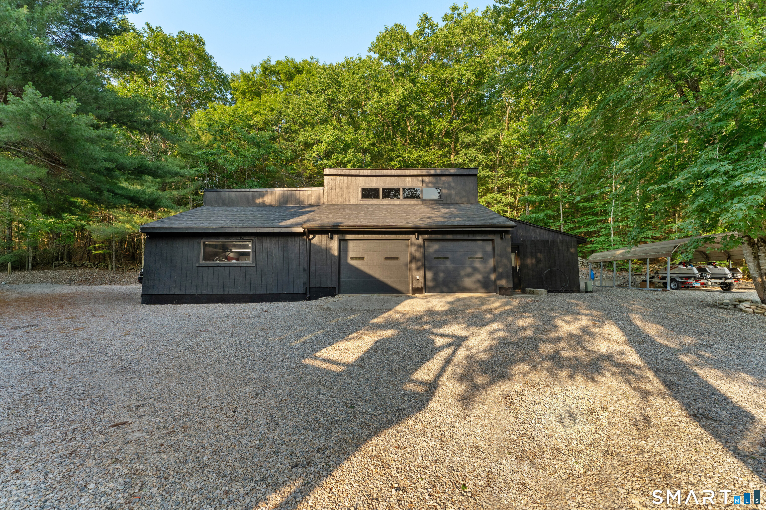 4th image of 564 Hubbard Rd, Danielson, CT 06239 | MLS# 24189396