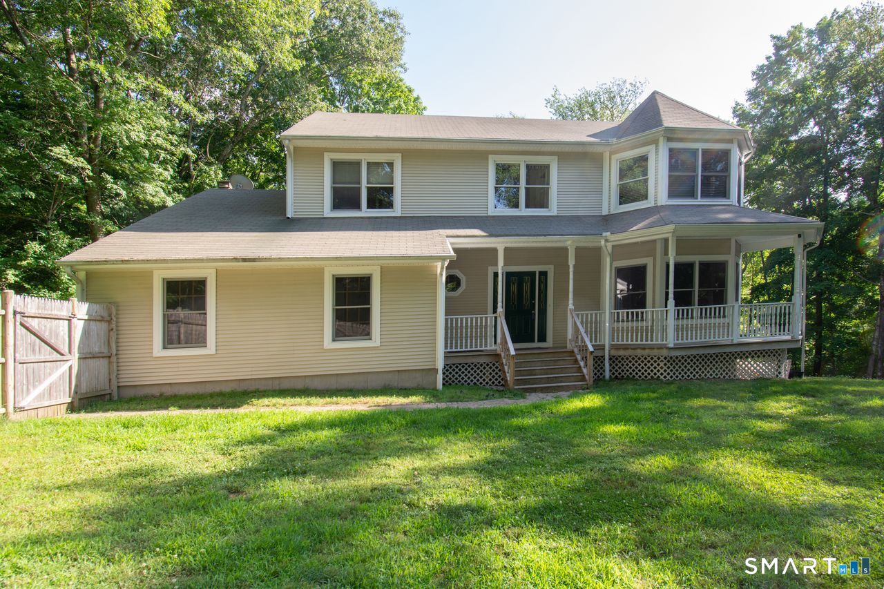 Homes for sale in Manchester, CT | 48 Brookview Cir, Manchester, CT 06040 | MLS# 24184029