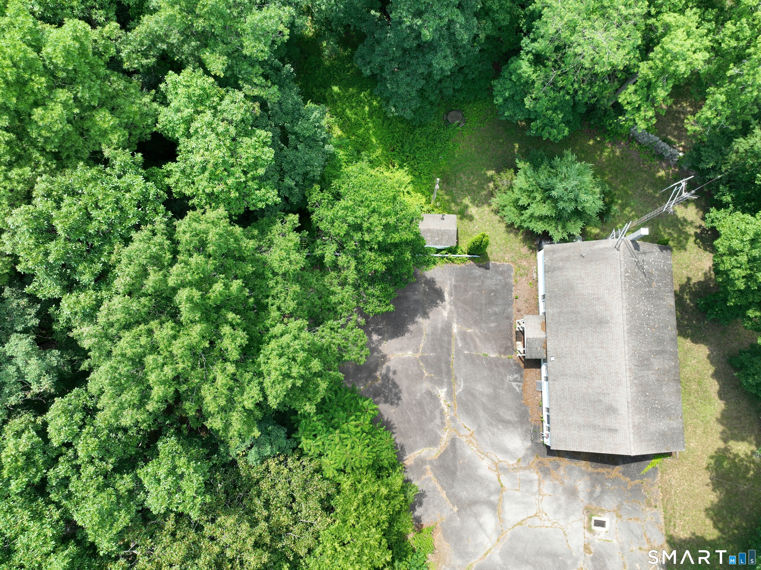 Homes for sale in North Stonington, CT | 10 Mains Crossing Rd, North Stonington, CT 06359 | MLS# 24188778