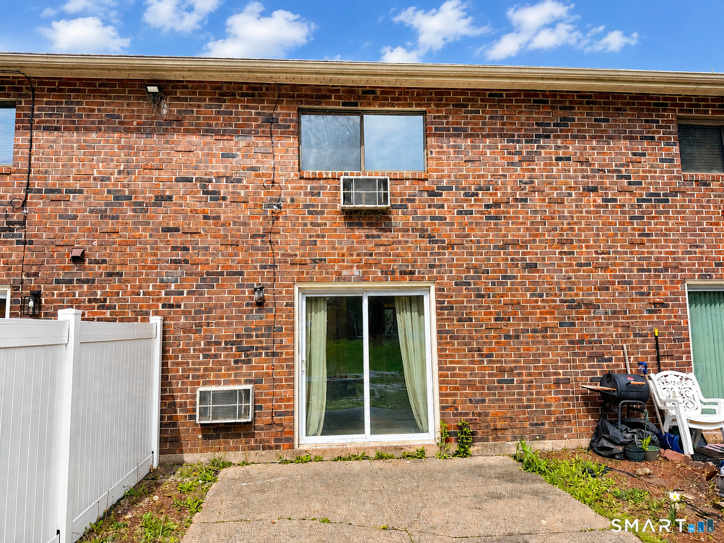 Homes for sale in East Hartford, CT | 50 Wakefield Cir #50, East Hartford, CT 06118 | MLS# 24169506