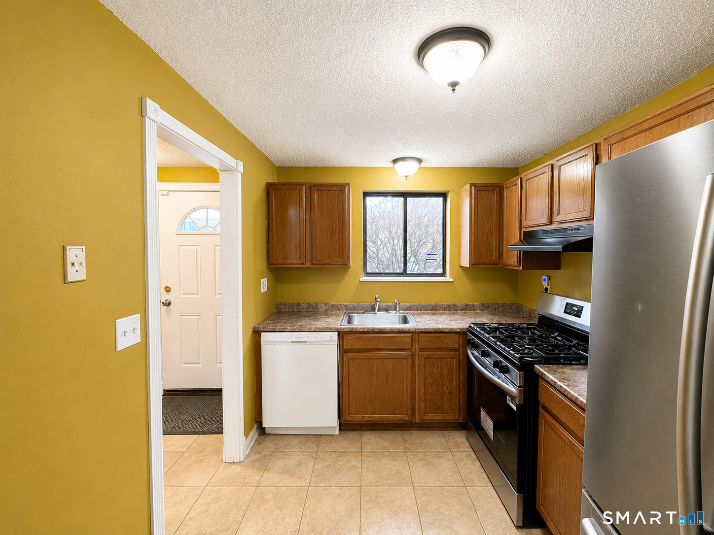 Homes for sale in East Hartford, CT | 50 Wakefield Cir #50, East Hartford, CT 06118 | MLS# 24169506