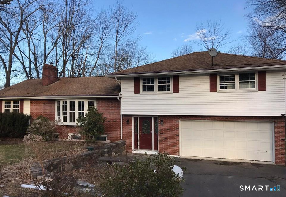 1040 Mountain Road