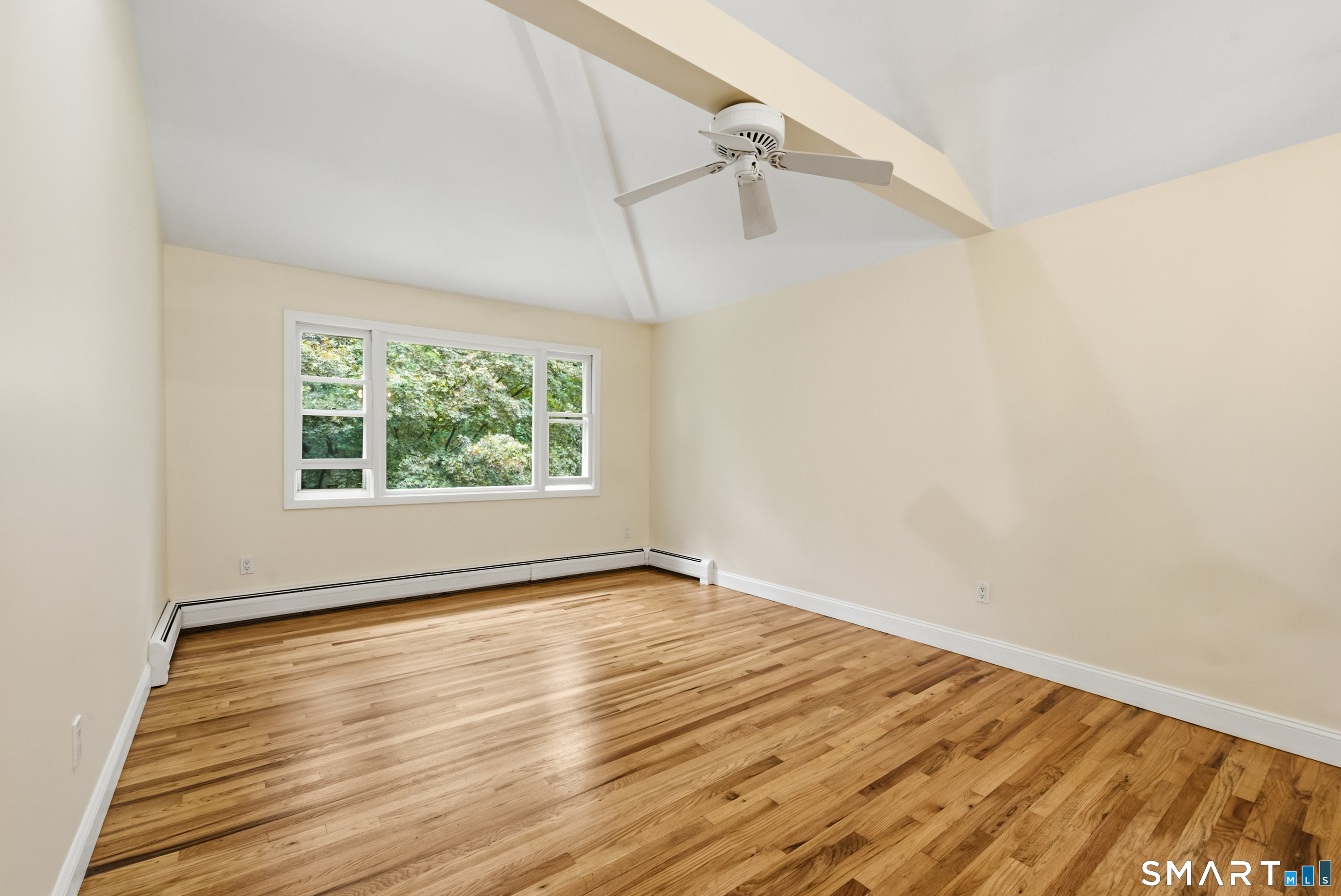 Foto 9 de Casa en venta en 1 East Street, Danbury, CT — $549,000