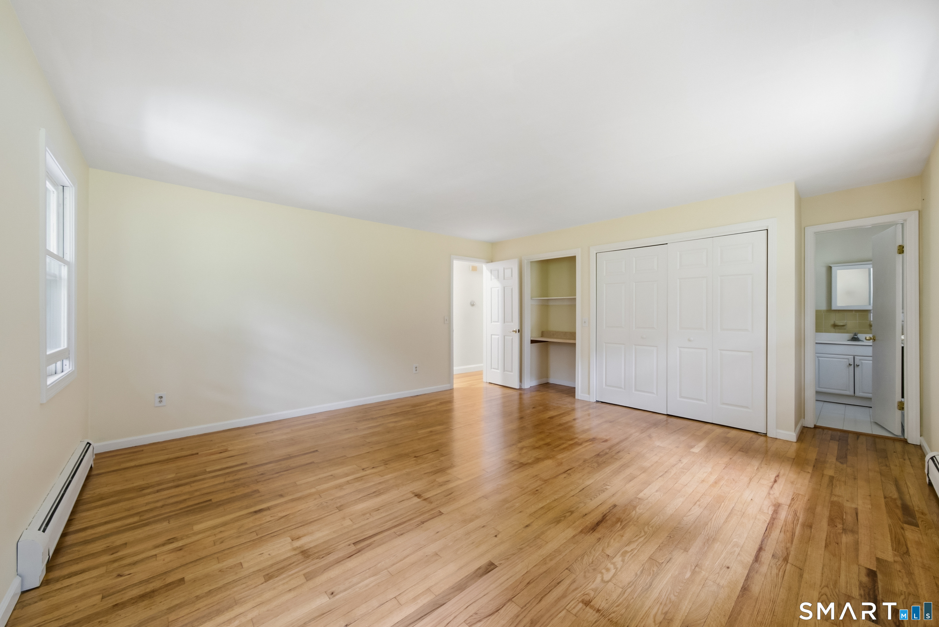 1 East photo 14