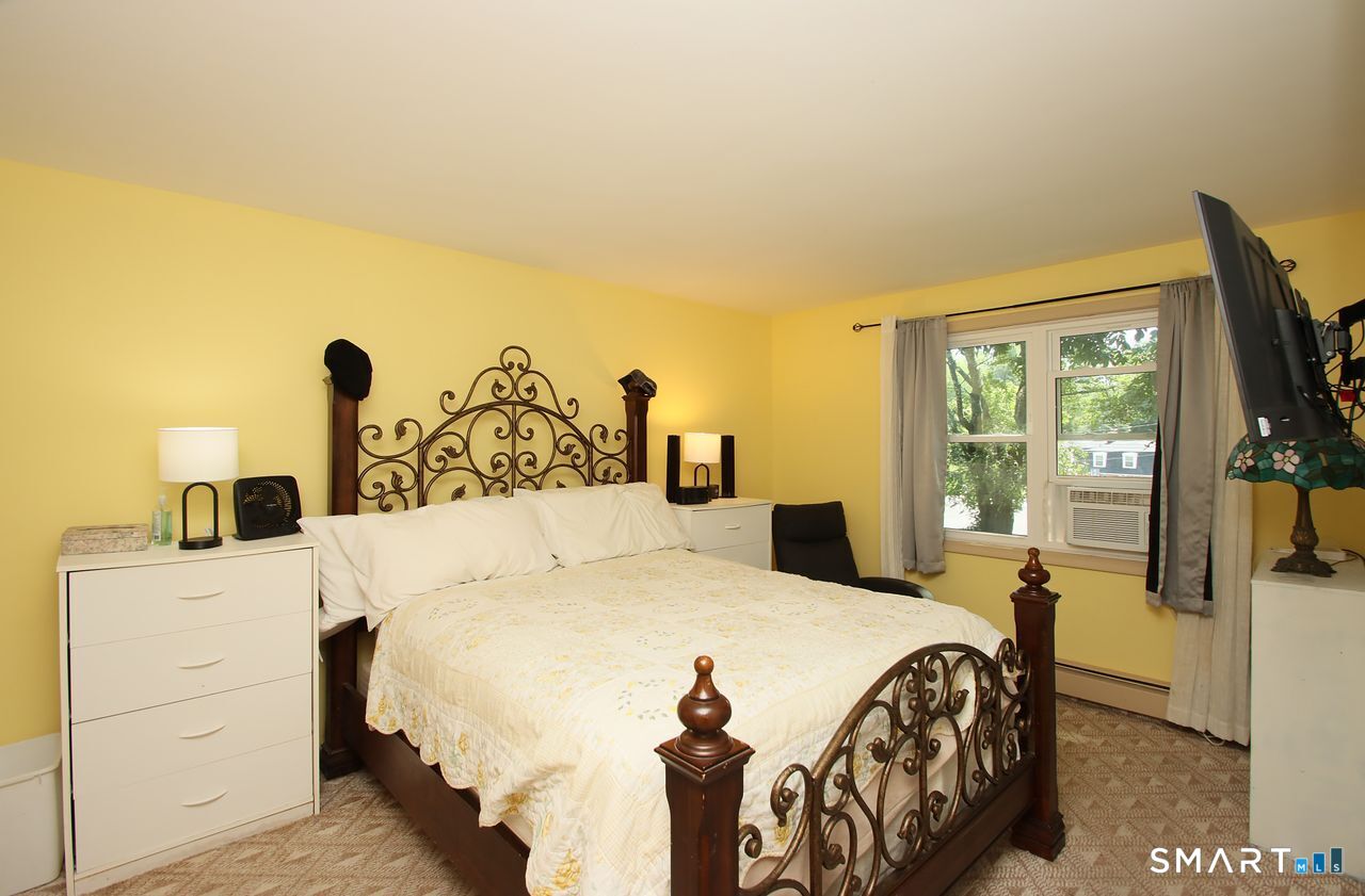 11 Lily Lane photo 28