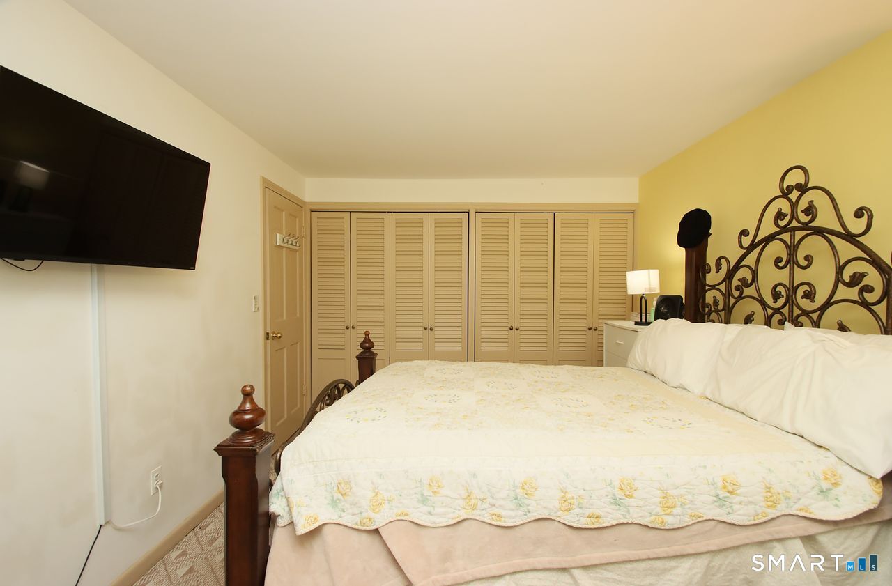 11 Lily Lane photo 29