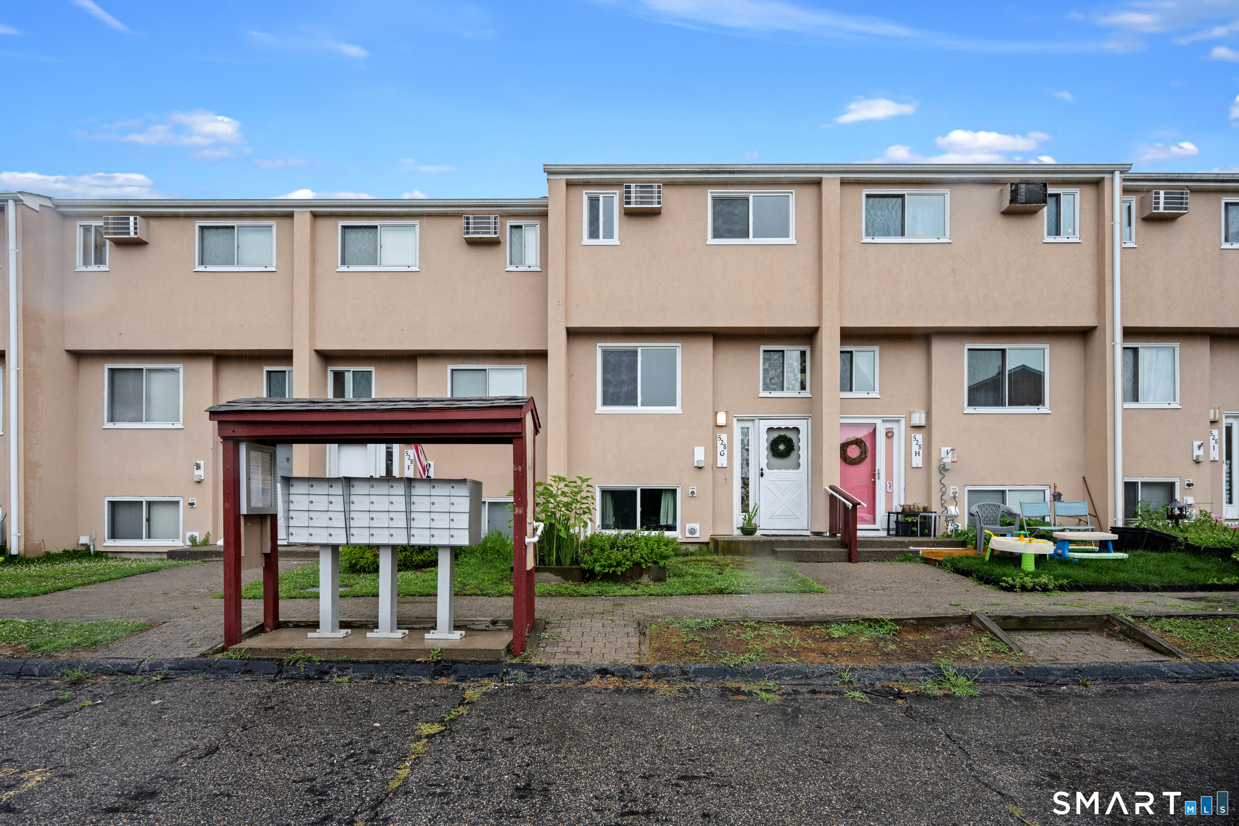 528 Shennecossett Road G