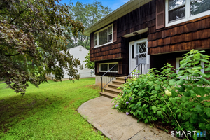 1 East, Danbury