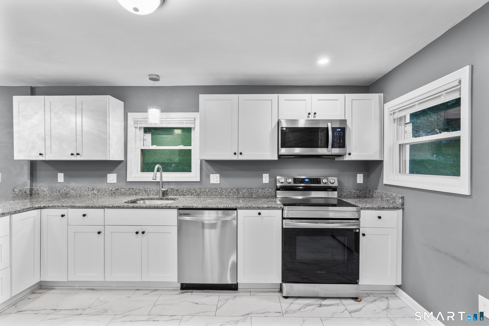 Homes for sale in Vernon, CT | 137 High St, Vernon, CT 06066 | MLS# 24186438