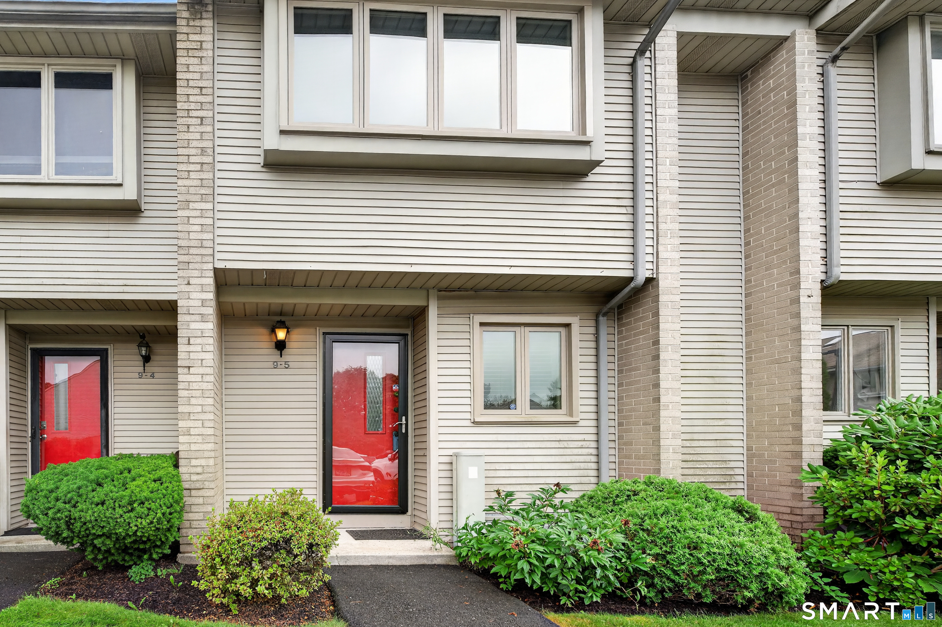827 Oronoke Road 9-5