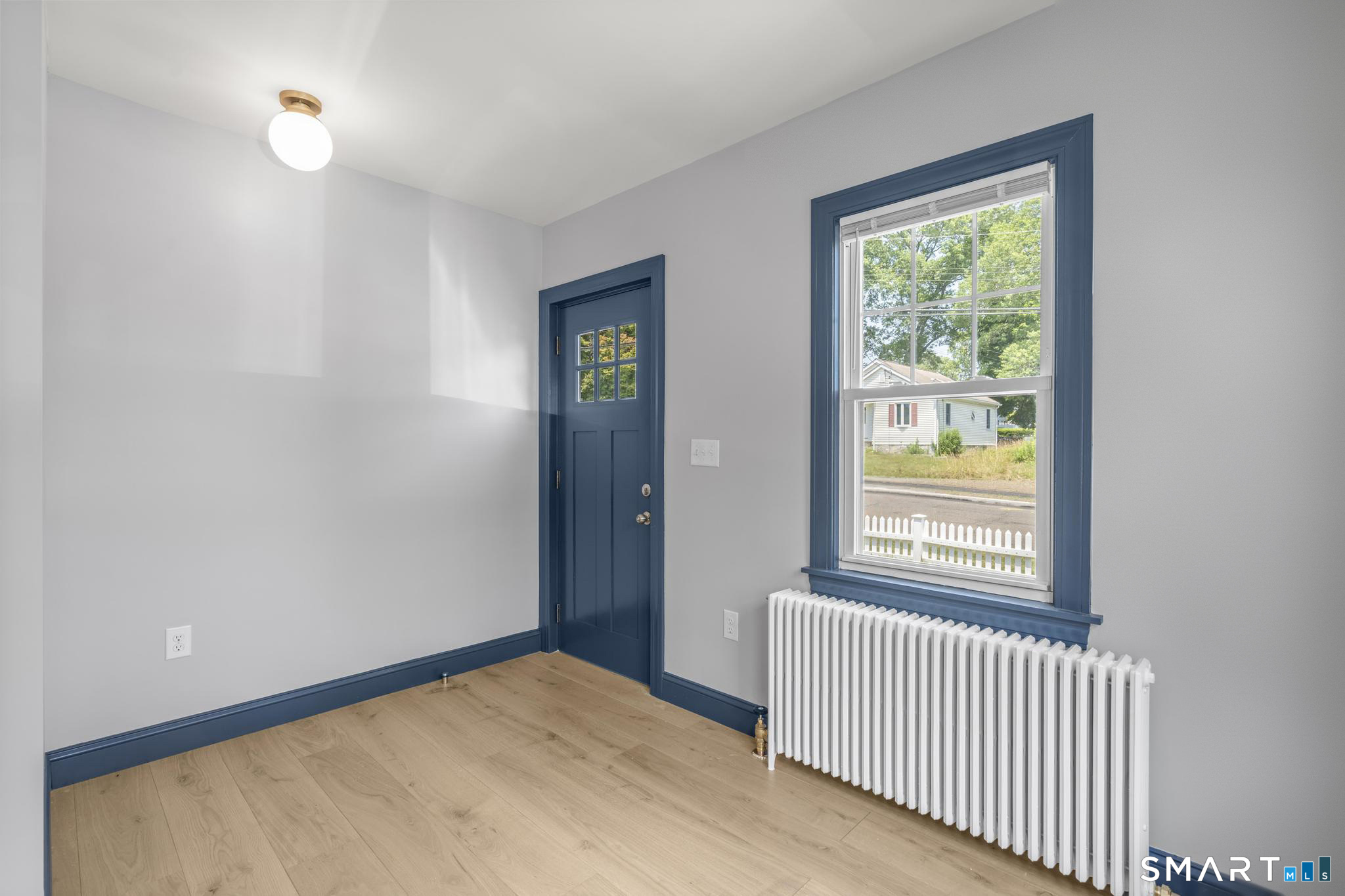 16 Saint Charles Avenue, Stamford, Connecticut photo 4
