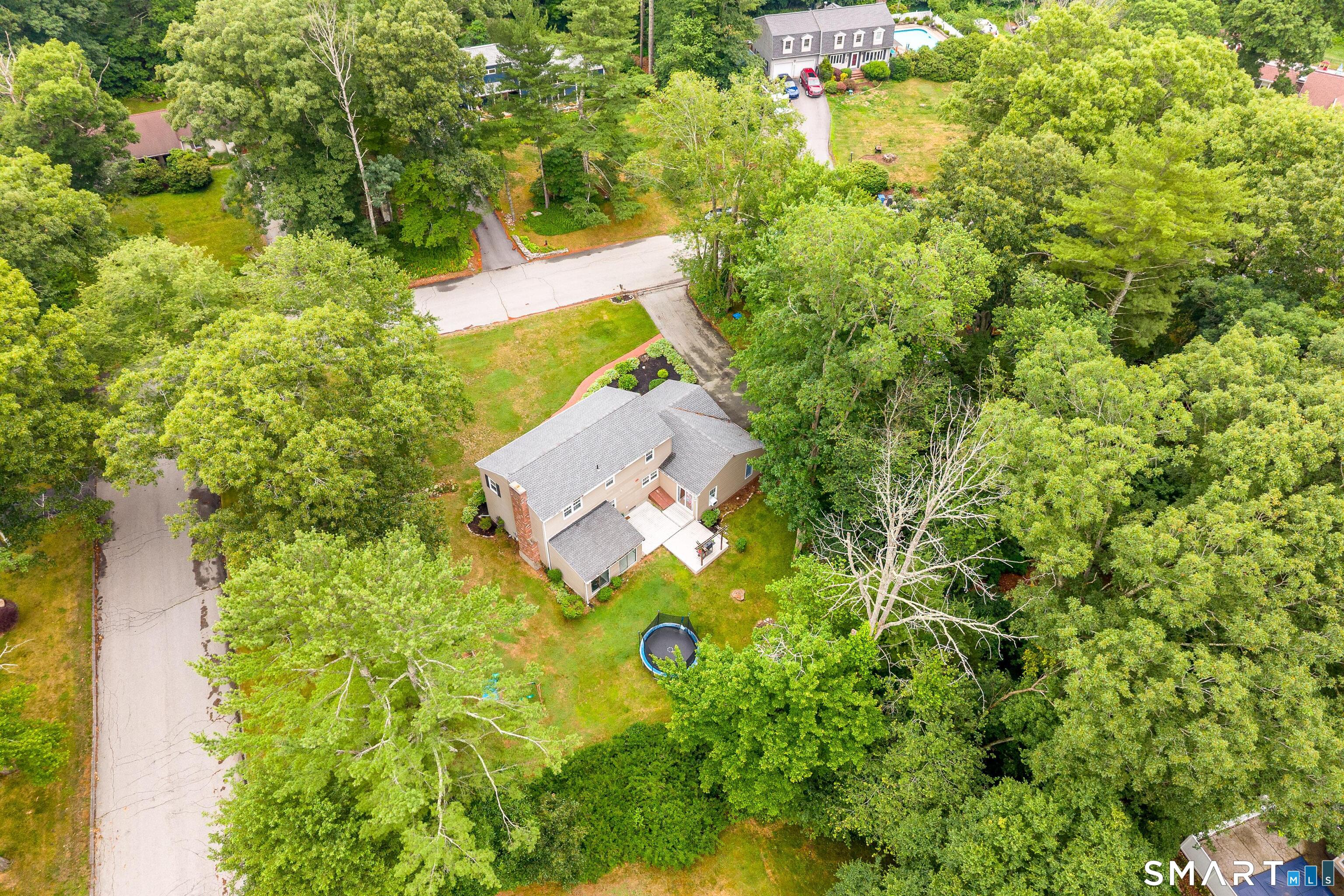 Homes for sale in Killingly, CT | 53 Colleen St, Killingly, CT 06239 | MLS# 24189471