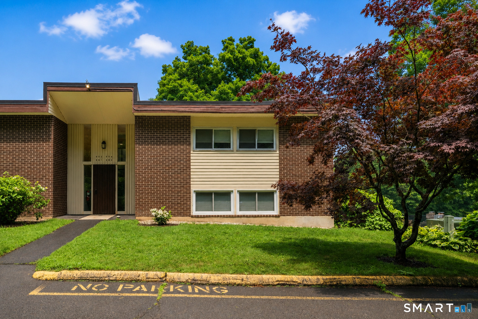 Homes for sale in Woodbury, CT | 229 Bacon Pond Rd #354, Woodbury, CT 06798 | MLS# 24189883