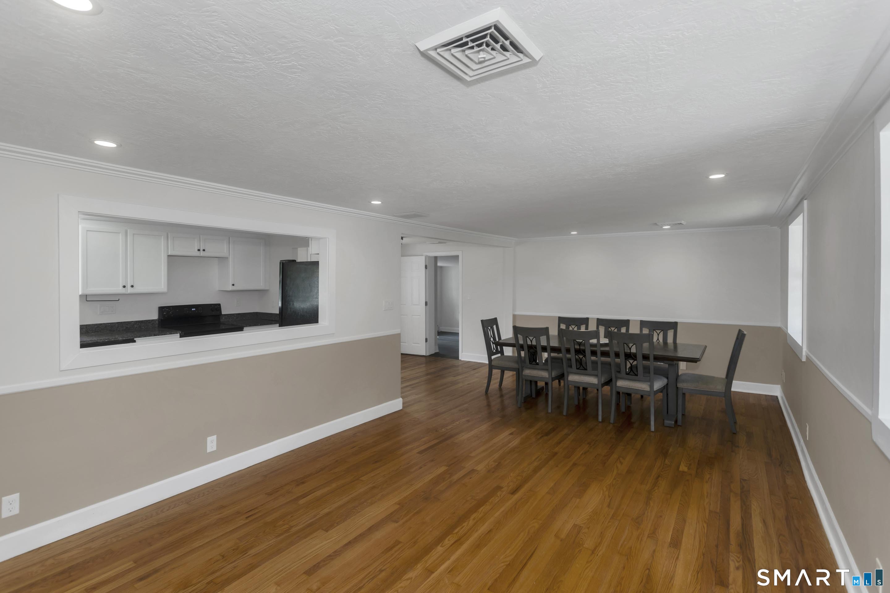 17 Congamond Road photo 6