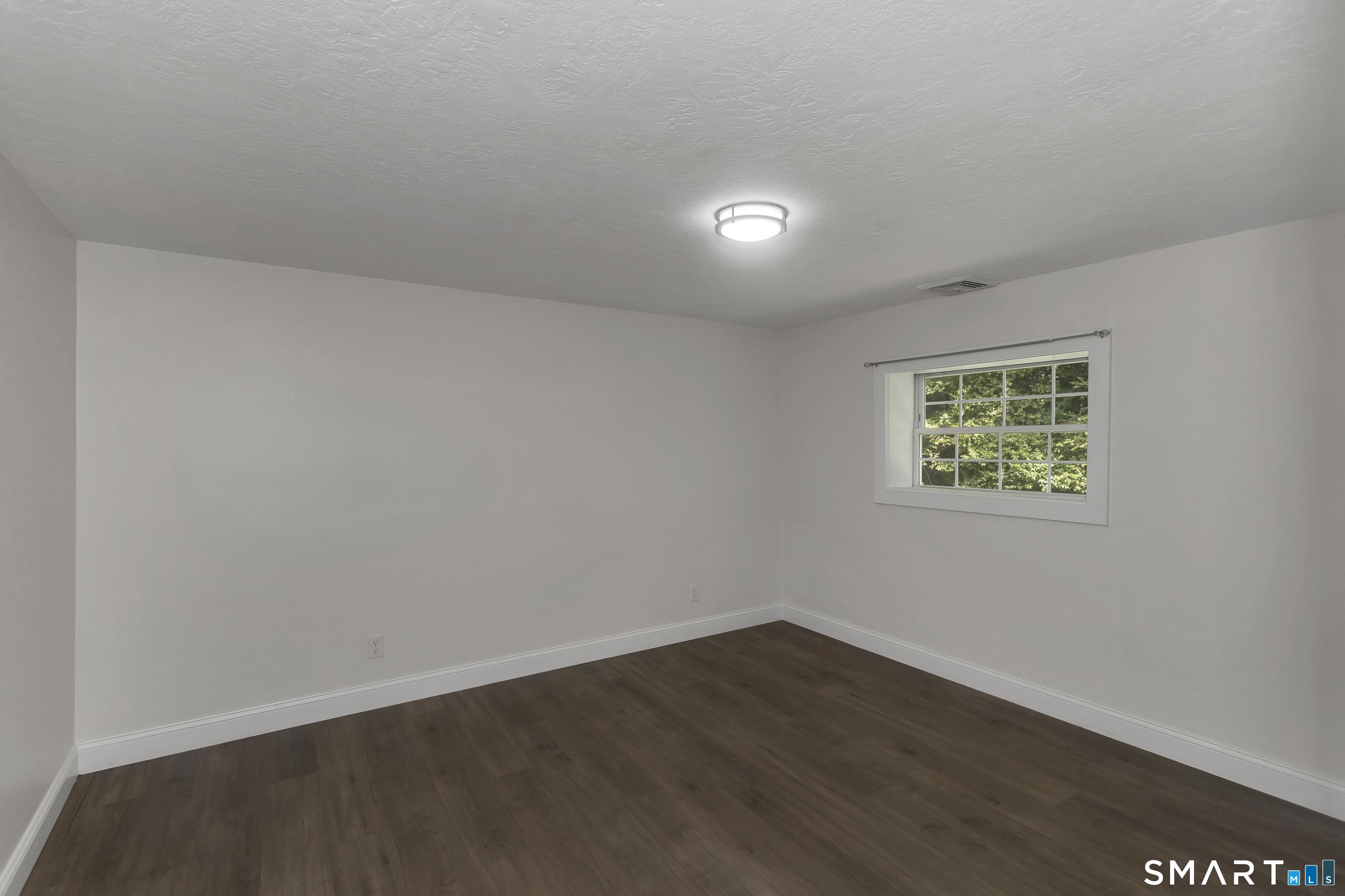 17 Congamond Road photo 11